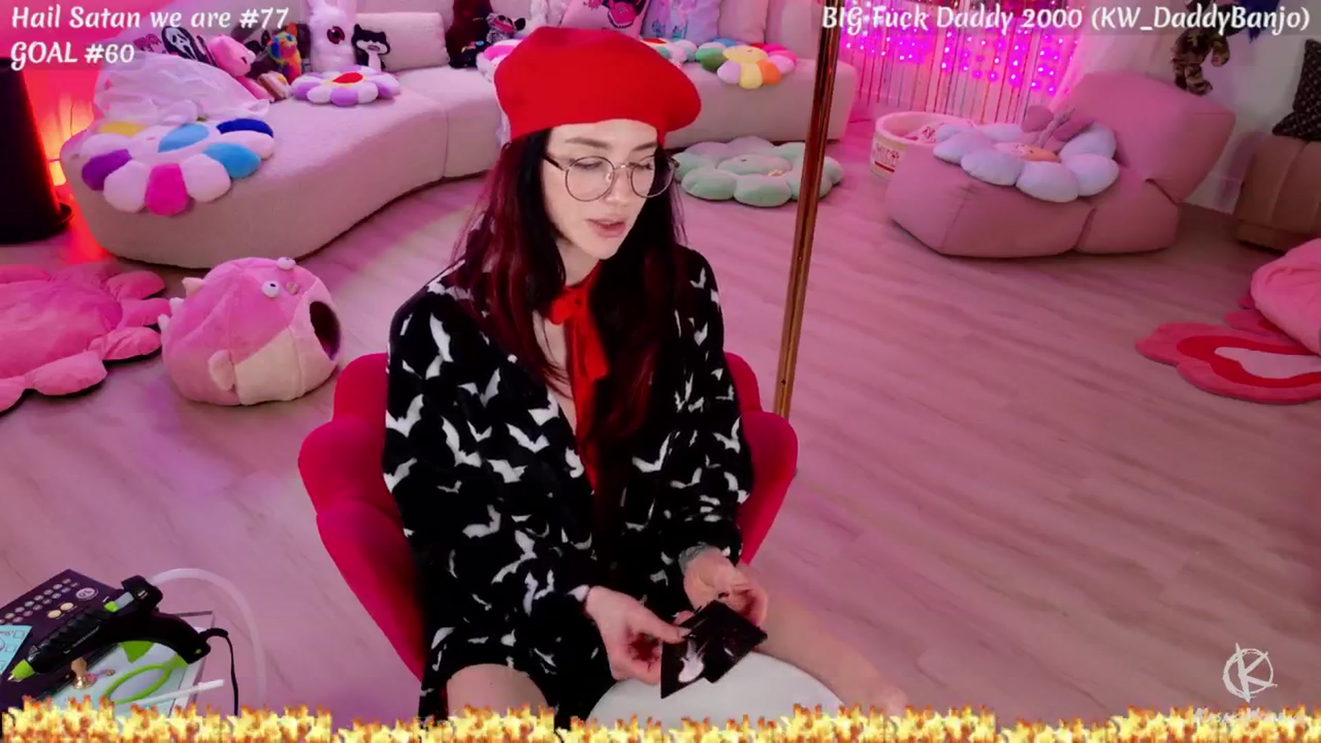 Gallery image thumbnail from KasaraWood's myfreecams stream on, 02/18/2026, 07:12 image 14 of 20