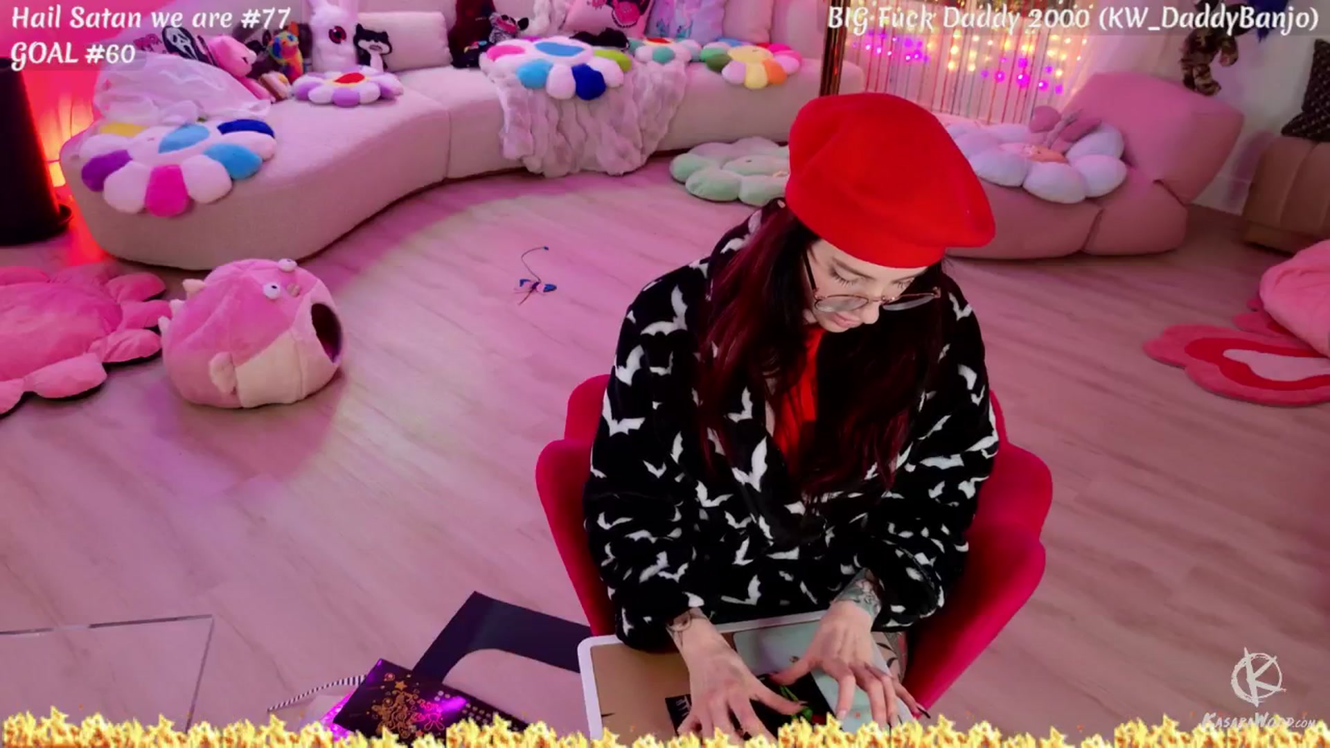 Gallery image thumbnail from KasaraWood's myfreecams stream on, 02/18/2026, 07:12 image 18 of 20