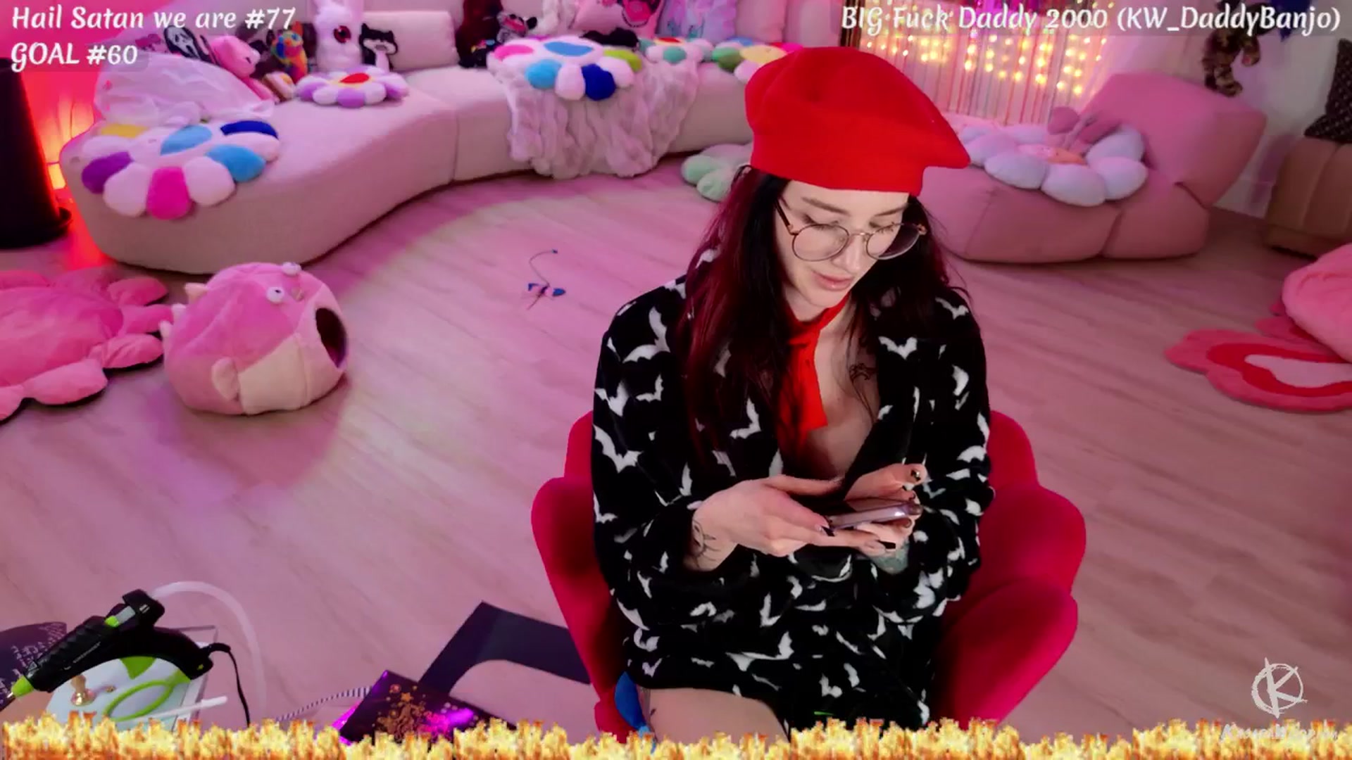 Gallery image thumbnail from KasaraWood's myfreecams stream on, 02/18/2026, 07:12 image 17 of 20
