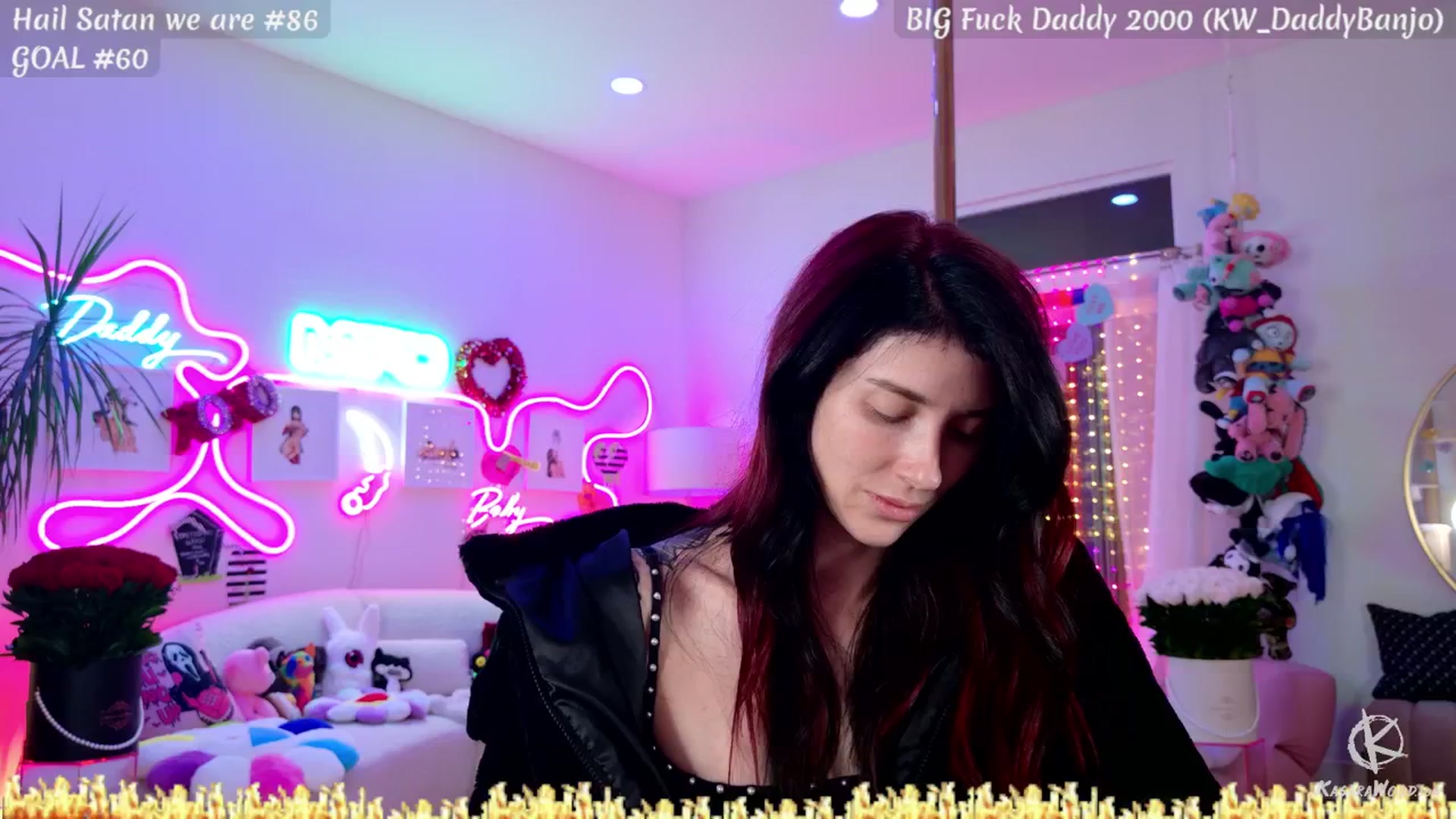 Gallery image thumbnail from KasaraWood's myfreecams stream on, 02/20/2026, 06:06 image 18 of 20