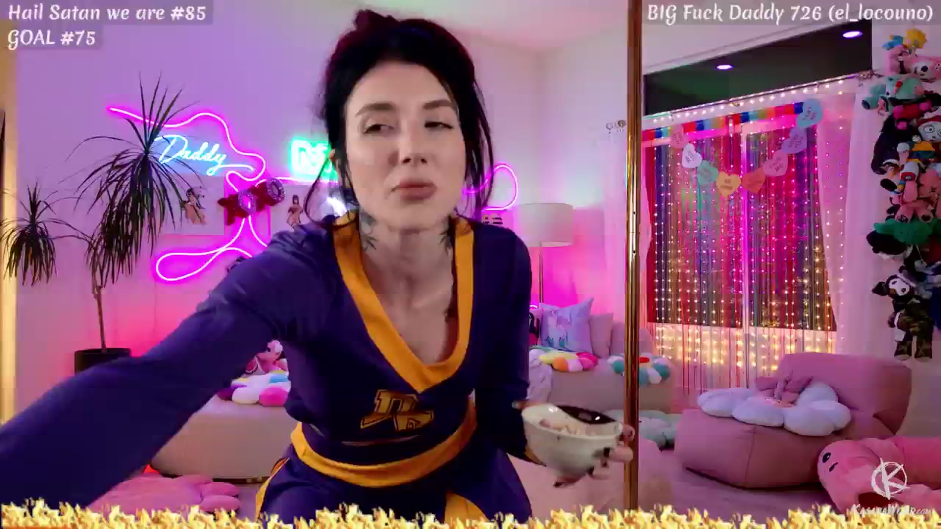 Gallery image thumbnail from KasaraWood's myfreecams stream on, 02/27/2026, 05:10 image 10 of 20