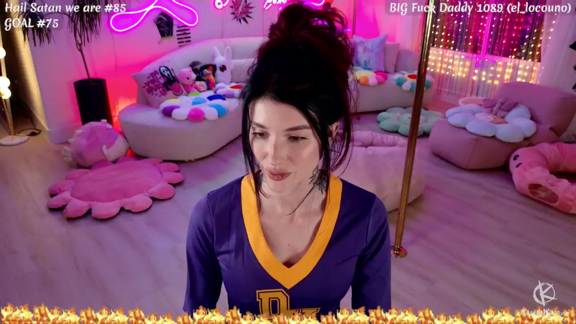 Gallery image thumbnail from KasaraWood's myfreecams stream on, 02/27/2026, 05:50 image 2 of 20
