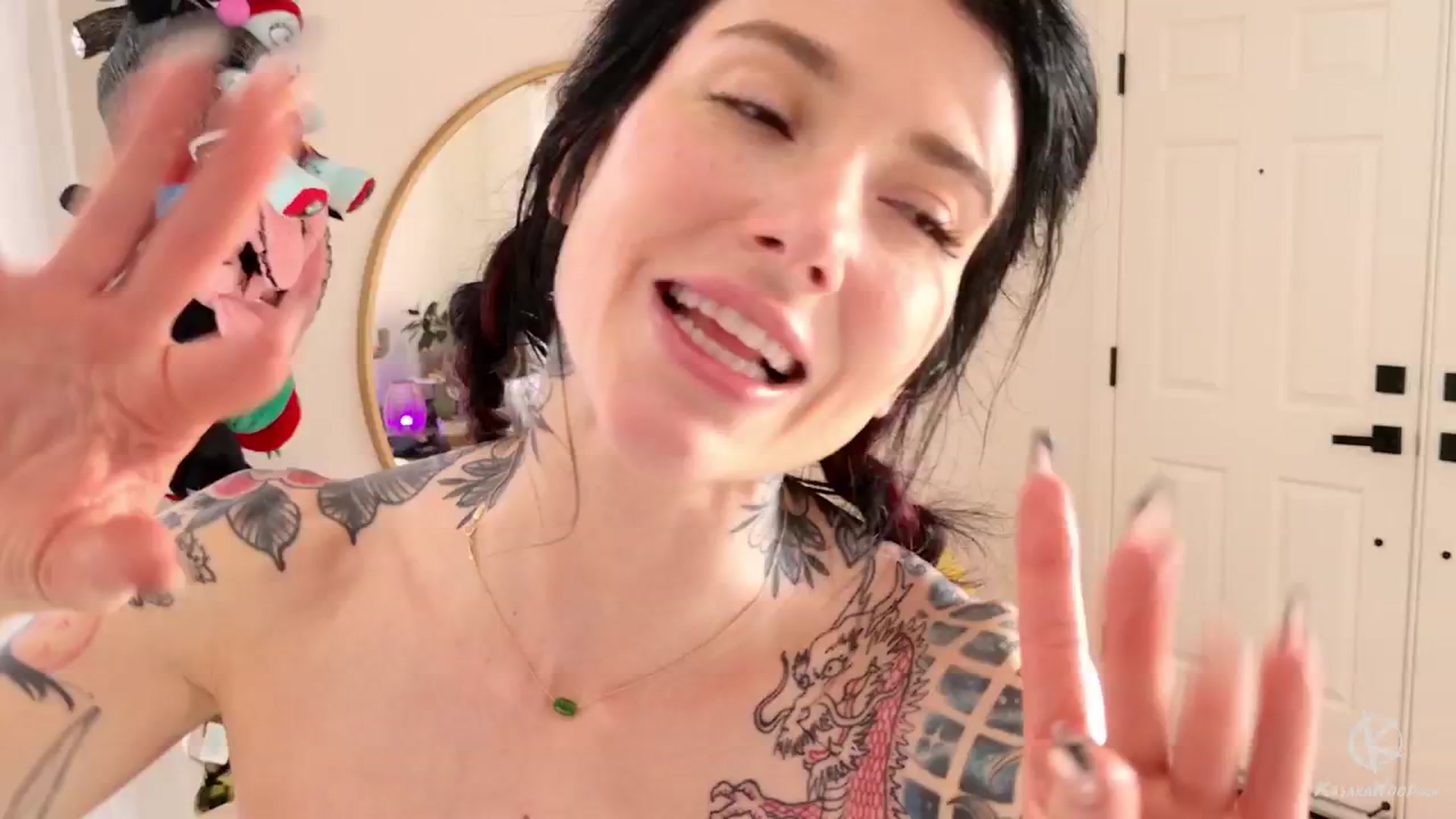 Gallery image thumbnail from KasaraWood's myfreecams stream on, 03/17/2026, 01:38 image 13 of 20