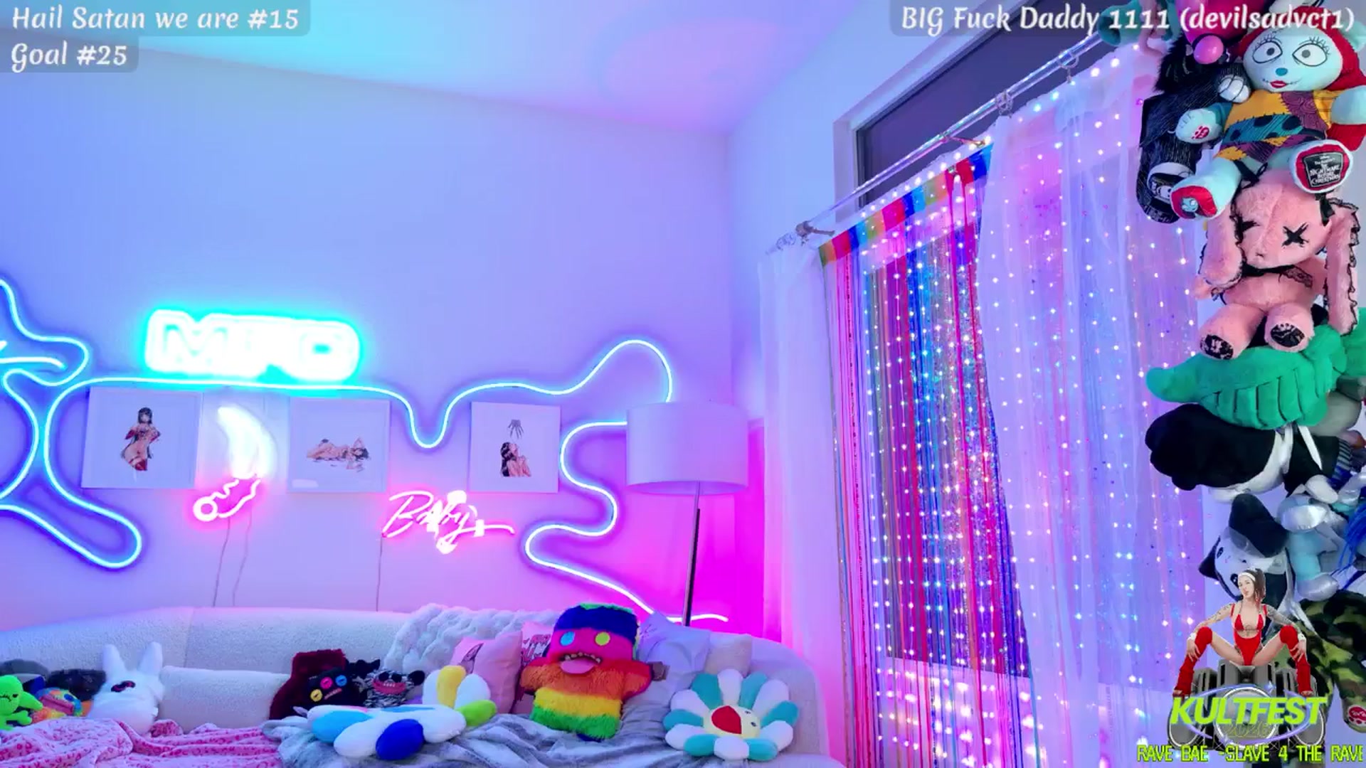 Gallery image thumbnail from KasaraWood's myfreecams stream on, 04/04/2026, 06:46 image 6 of 20
