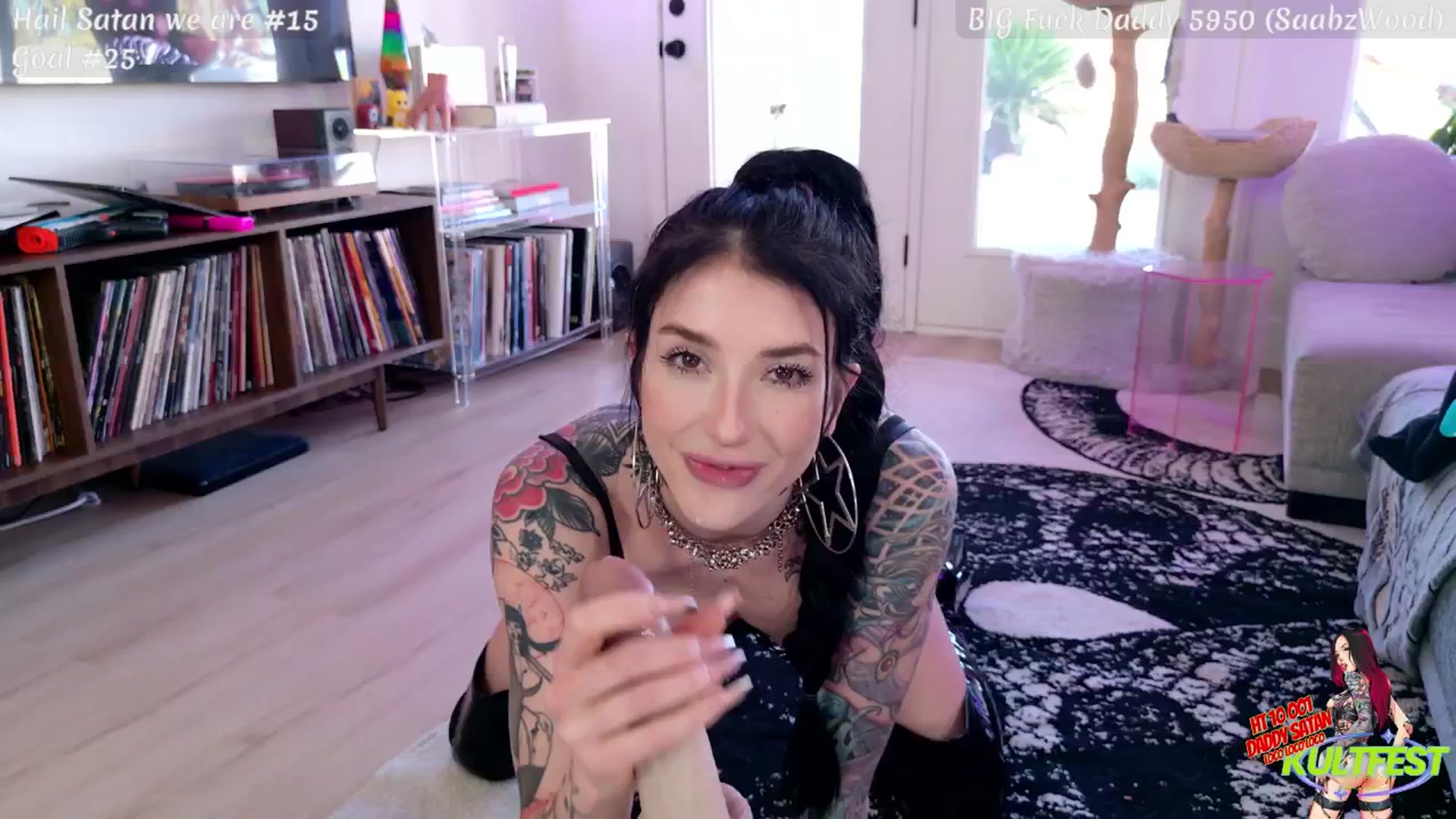 Gallery image thumbnail from KasaraWood's myfreecams stream on, 04/05/2026, 02:17 image 10 of 20