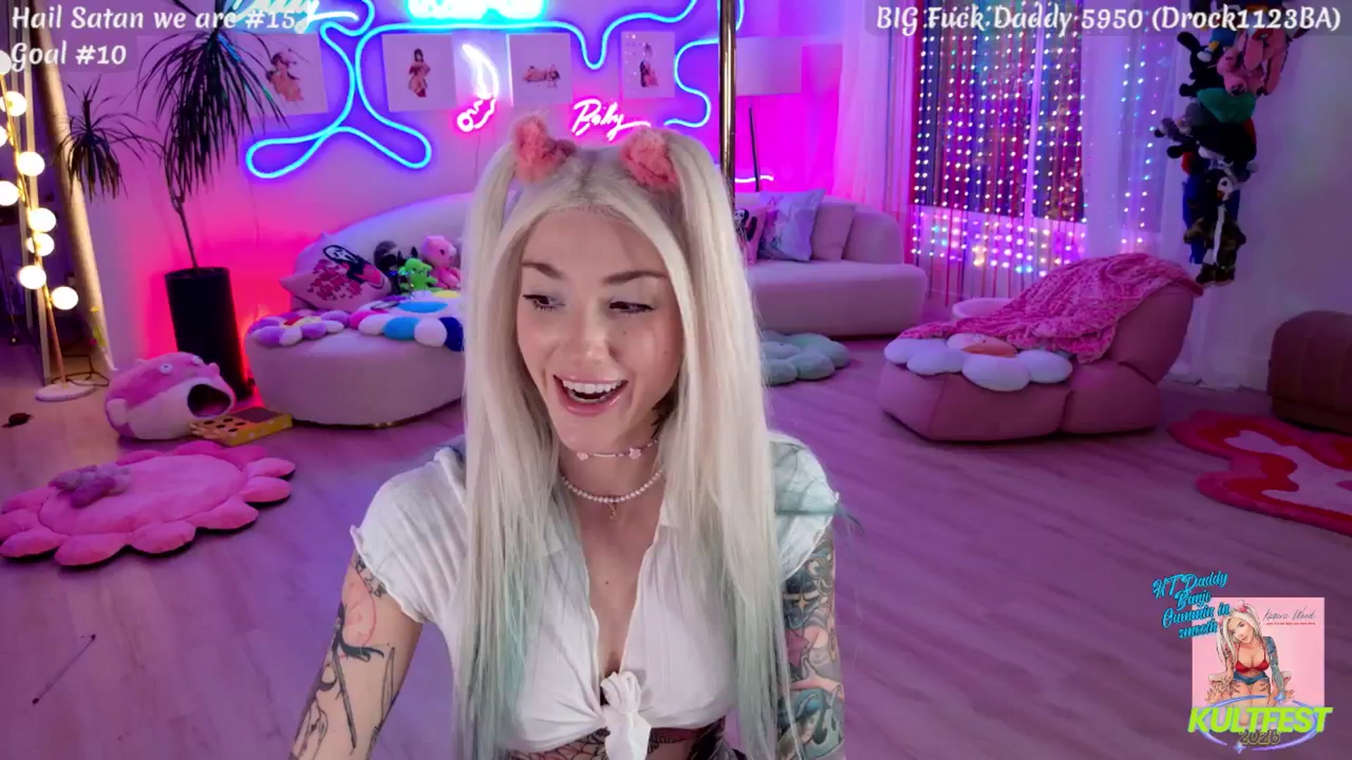 Gallery image thumbnail from KasaraWood's myfreecams stream on, 04/11/2026, 04:10 image 6 of 20