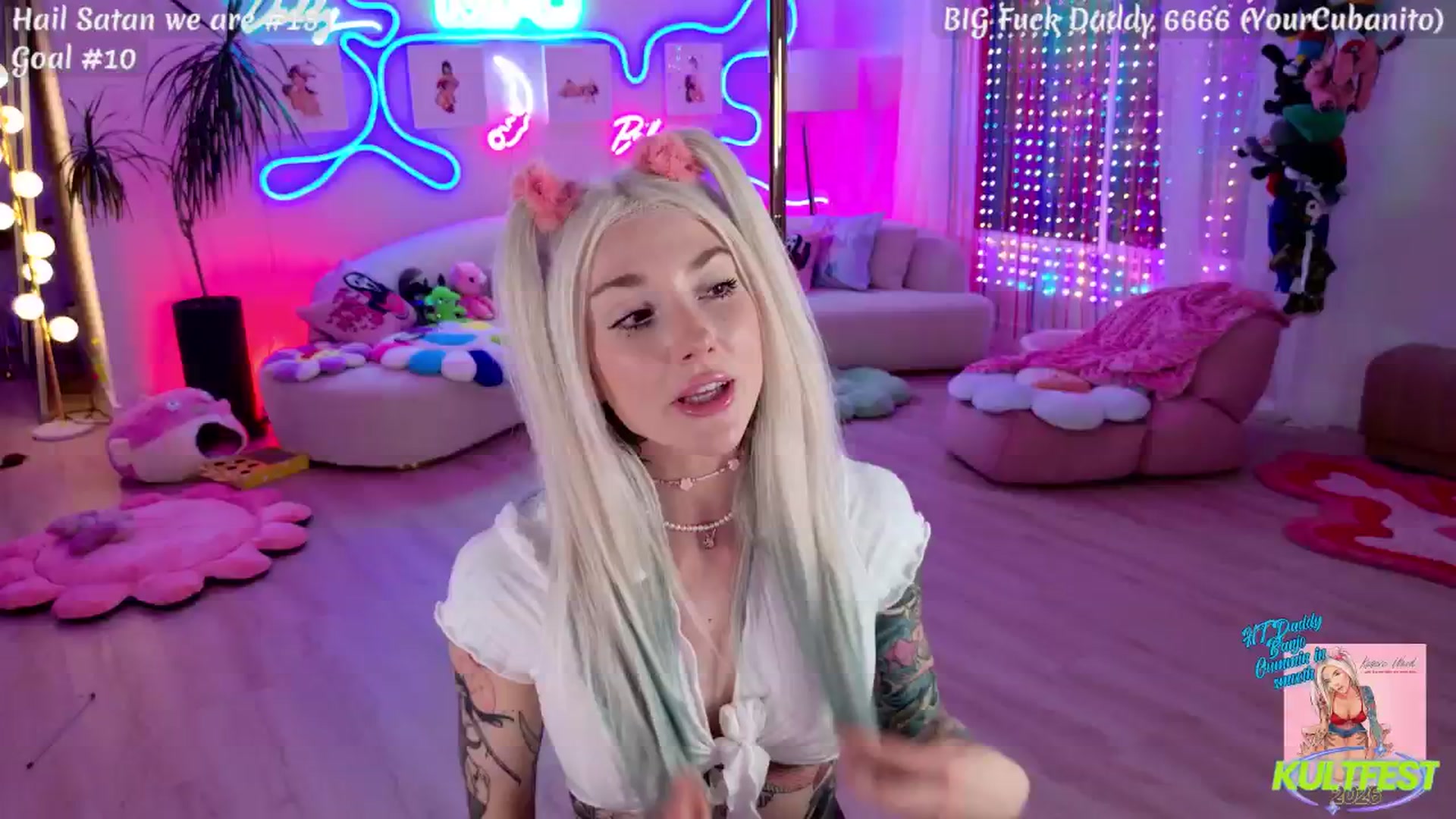 Gallery image thumbnail from KasaraWood's myfreecams stream on, 04/11/2026, 04:10 image 10 of 20