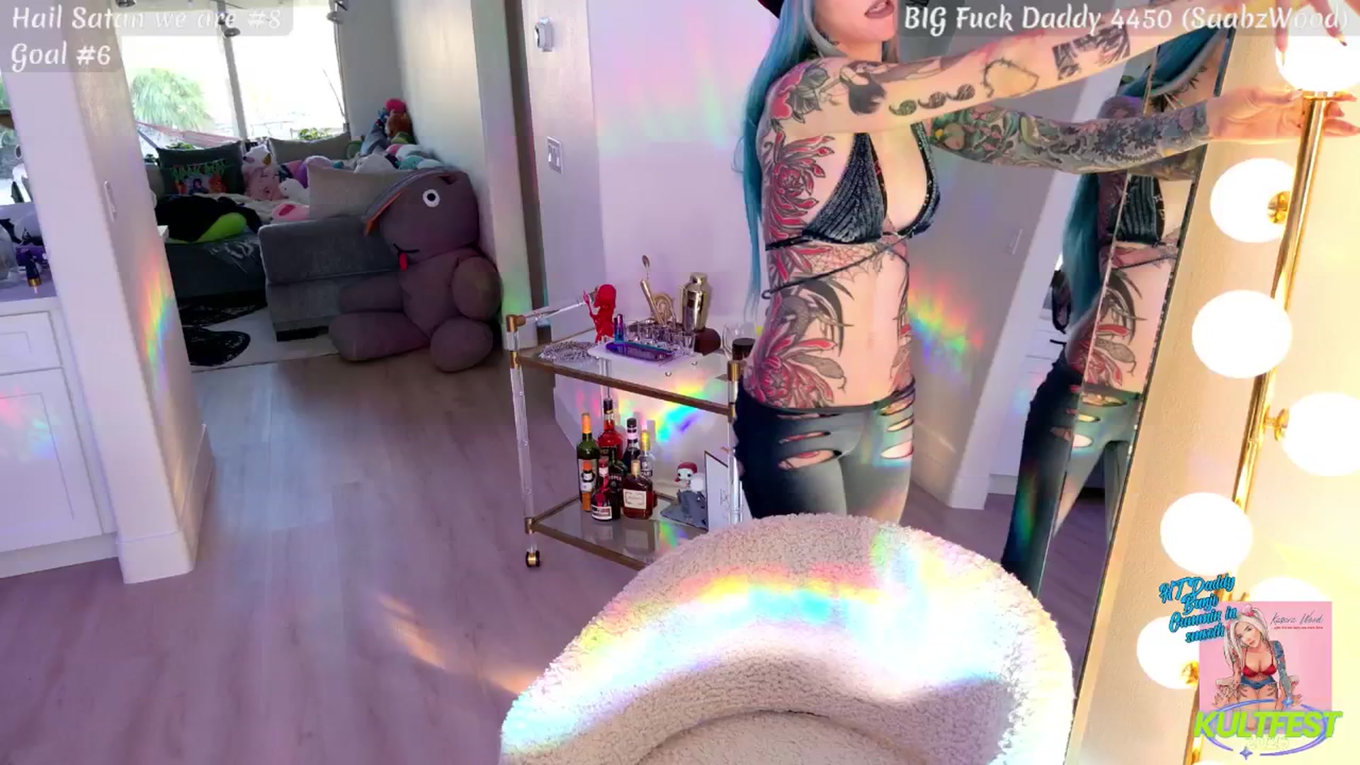 Gallery image thumbnail from KasaraWood's myfreecams stream on, 04/12/2026, 04:28 image 2 of 20
