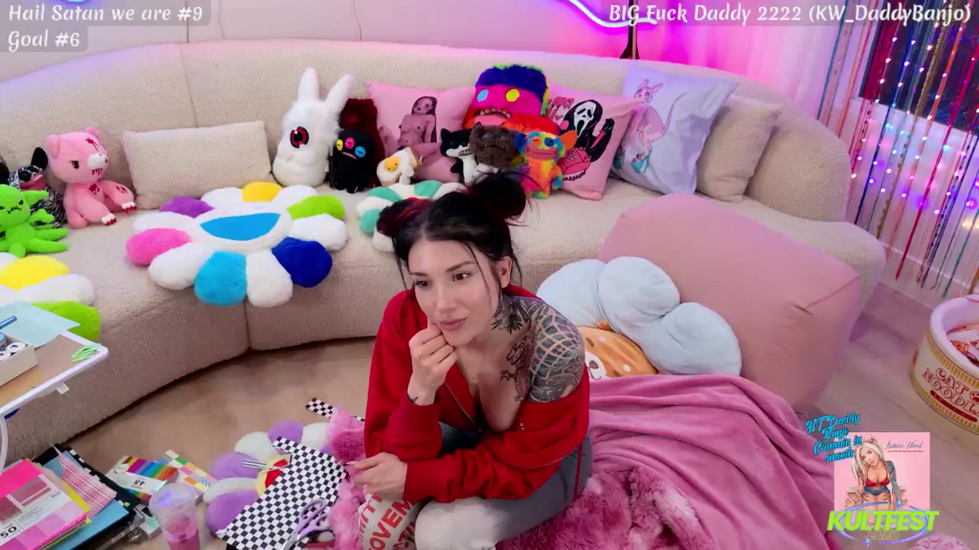 Gallery image thumbnail from KasaraWood's myfreecams stream on, 04/13/2026, 03:42 image 15 of 20