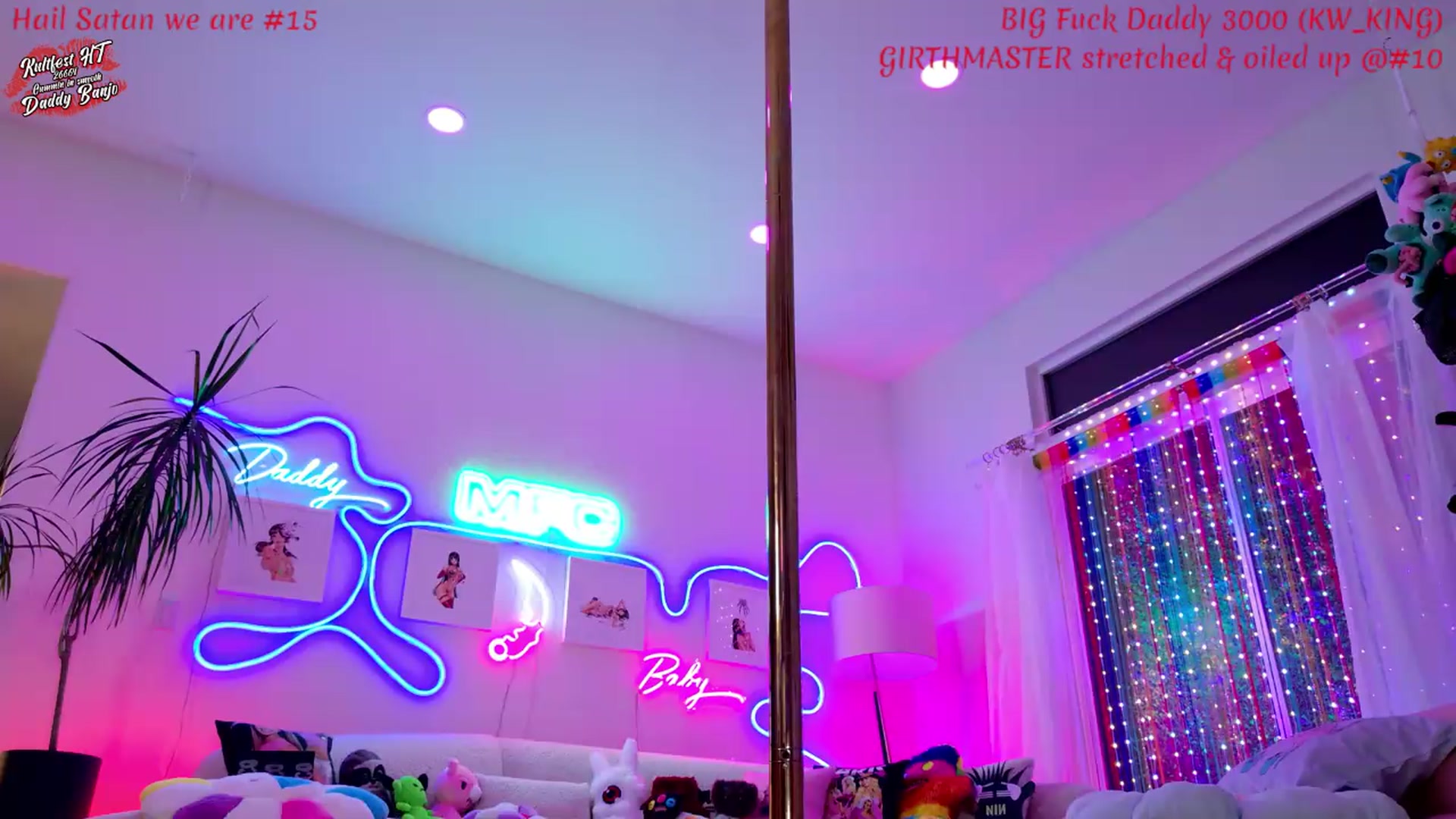 Gallery image thumbnail from KasaraWood's myfreecams stream on, 04/23/2026, 05:27 image 13 of 20