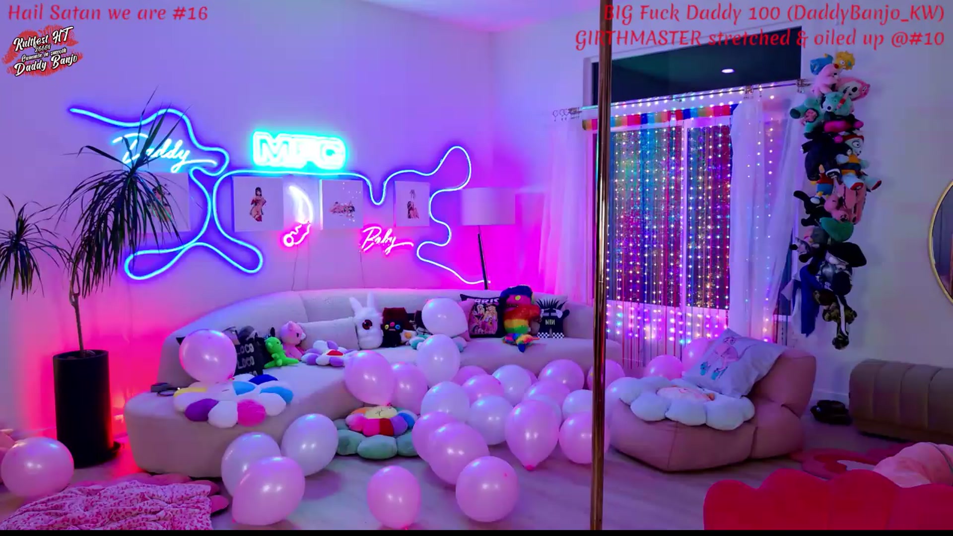 Gallery image thumbnail from KasaraWood's myfreecams stream on, 04/25/2026, 03:50 image 19 of 20