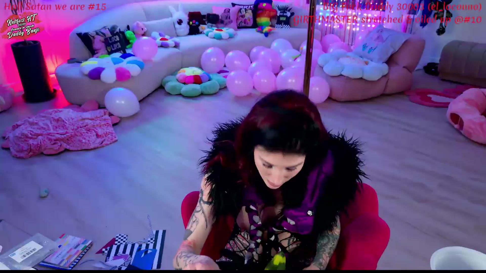 Gallery image thumbnail from KasaraWood's myfreecams stream on, 04/26/2026, 04:01 image 20 of 20