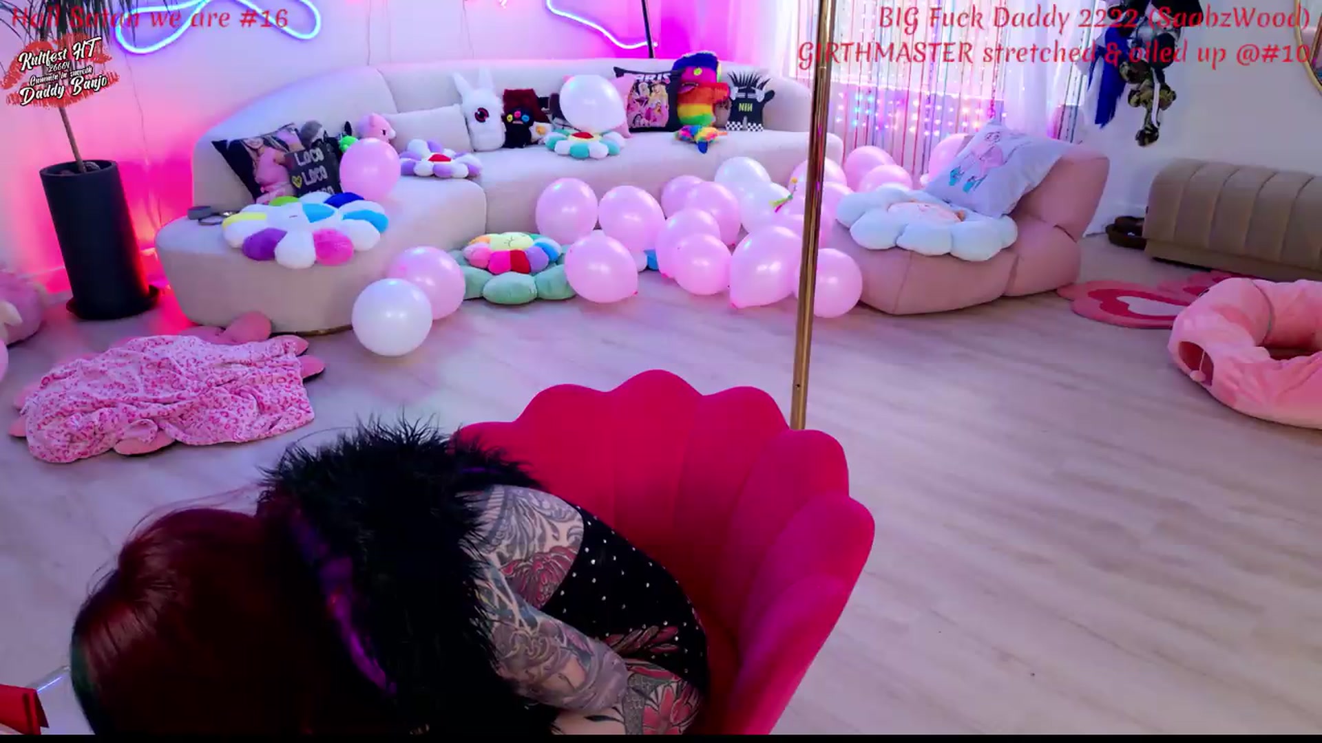 Gallery image thumbnail from KasaraWood's myfreecams stream on, 04/26/2026, 04:01 image 5 of 20