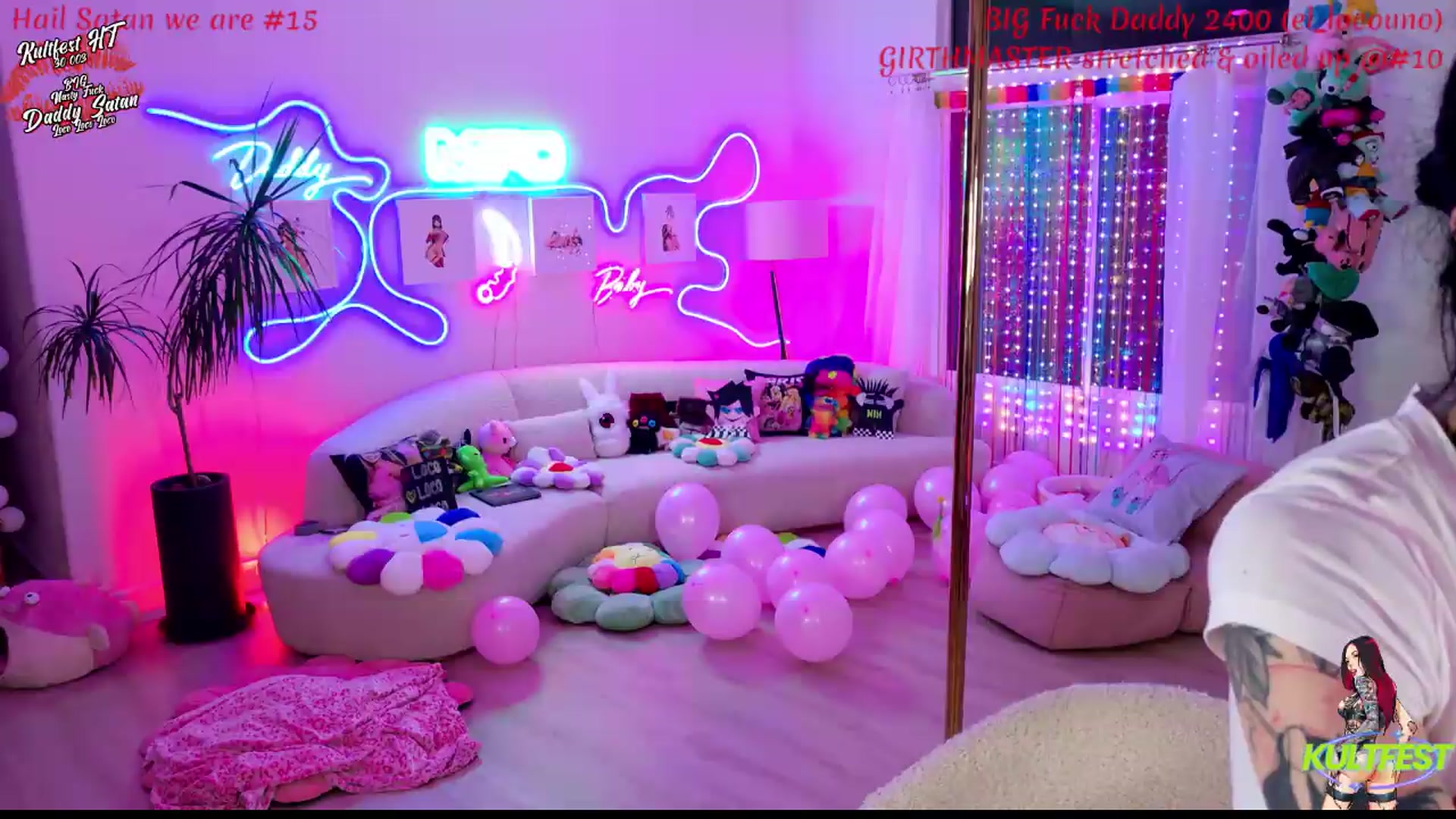 Gallery image thumbnail from KasaraWood's myfreecams stream on, 04/27/2026, 03:40 image 19 of 20