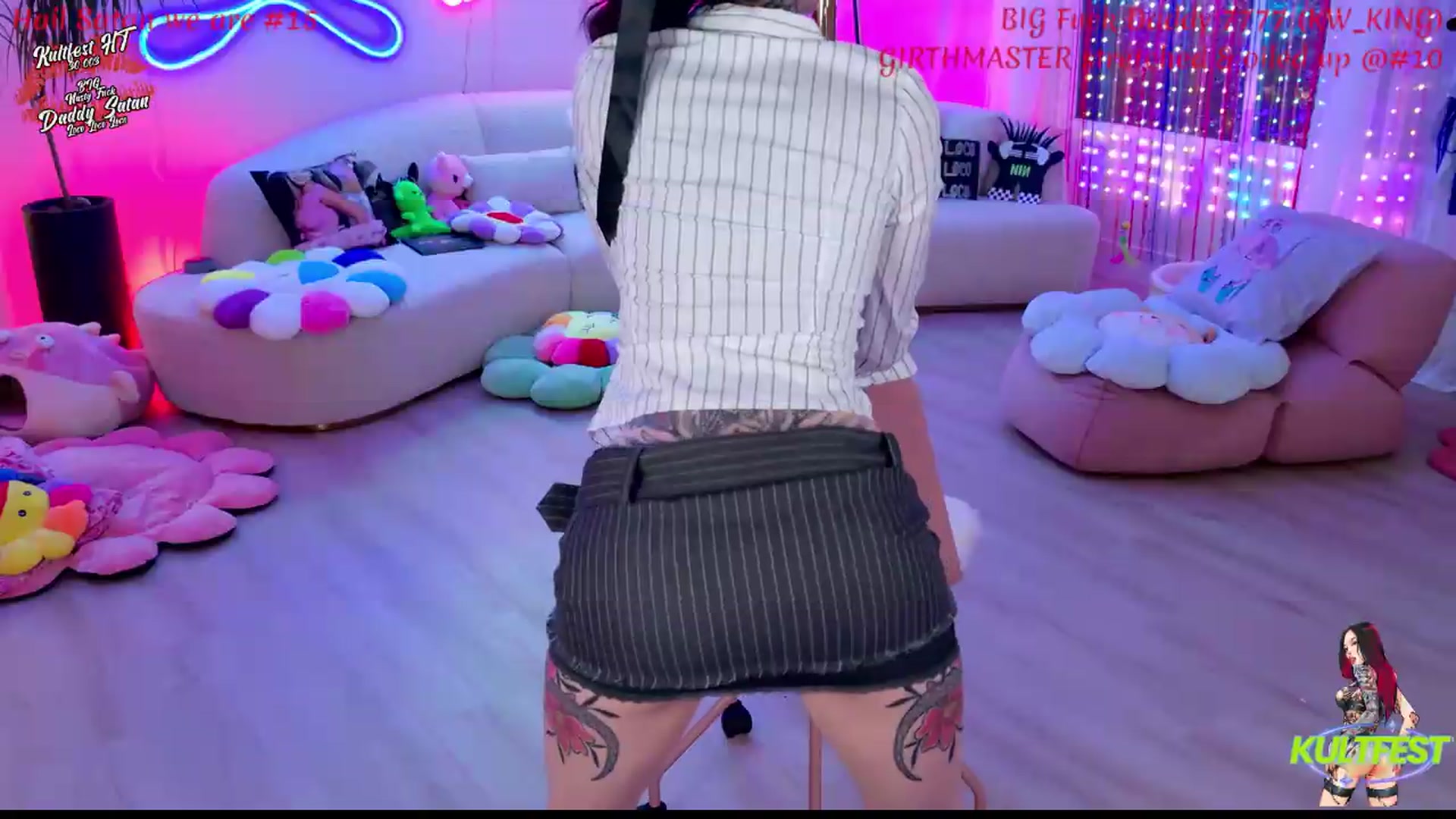 Gallery image thumbnail from KasaraWood's myfreecams stream on, 04/29/2026, 04:41 image 6 of 20