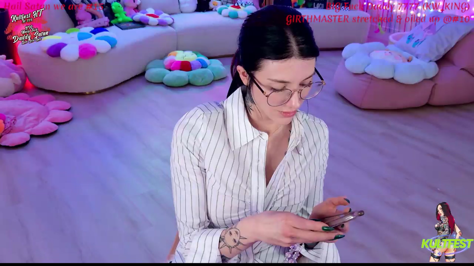 Gallery image thumbnail from KasaraWood's myfreecams stream on, 04/29/2026, 04:41 image 12 of 20