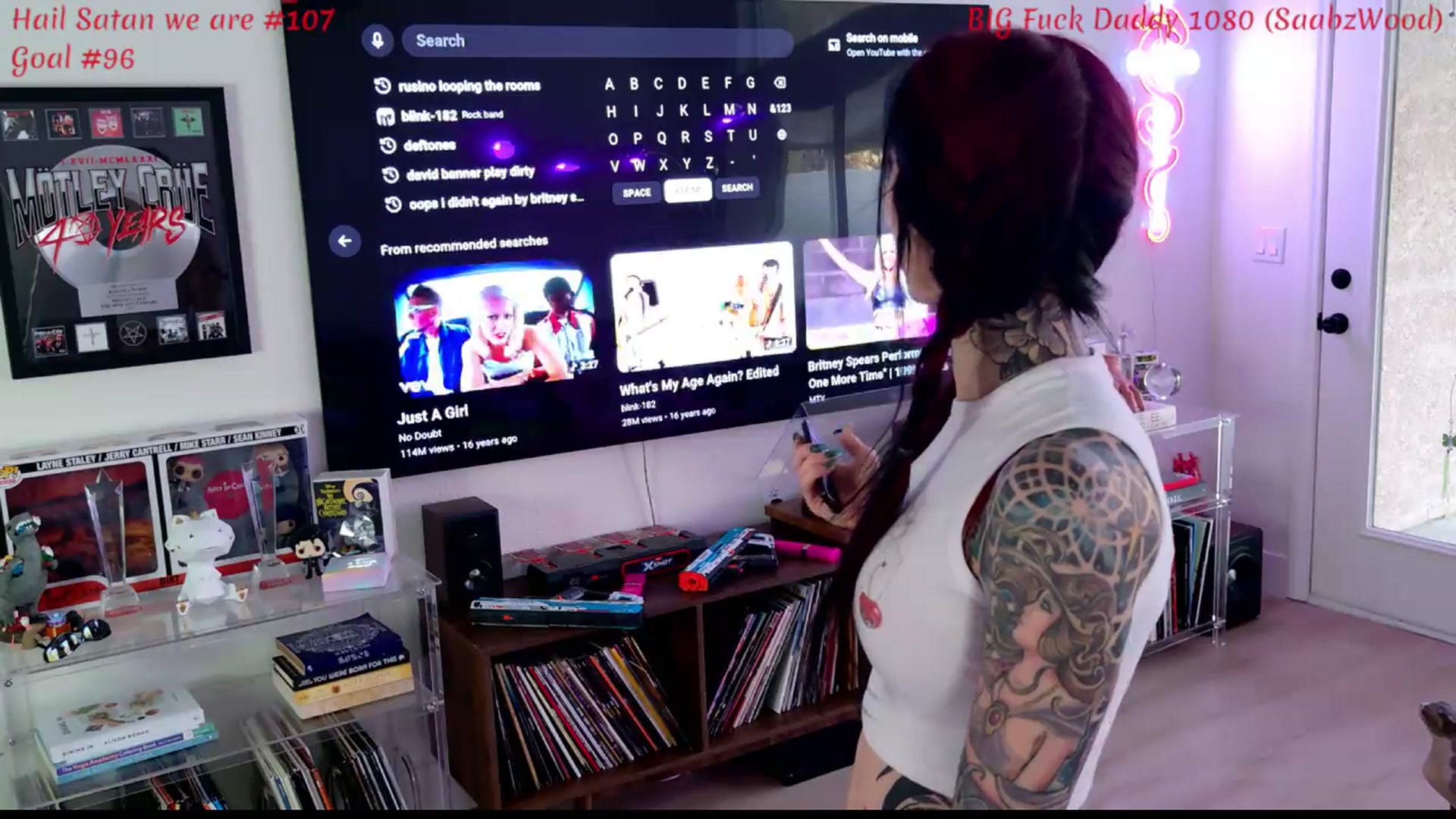 Gallery image thumbnail from KasaraWood's myfreecams stream on, 05/03/2026, 02:56 image 8 of 20