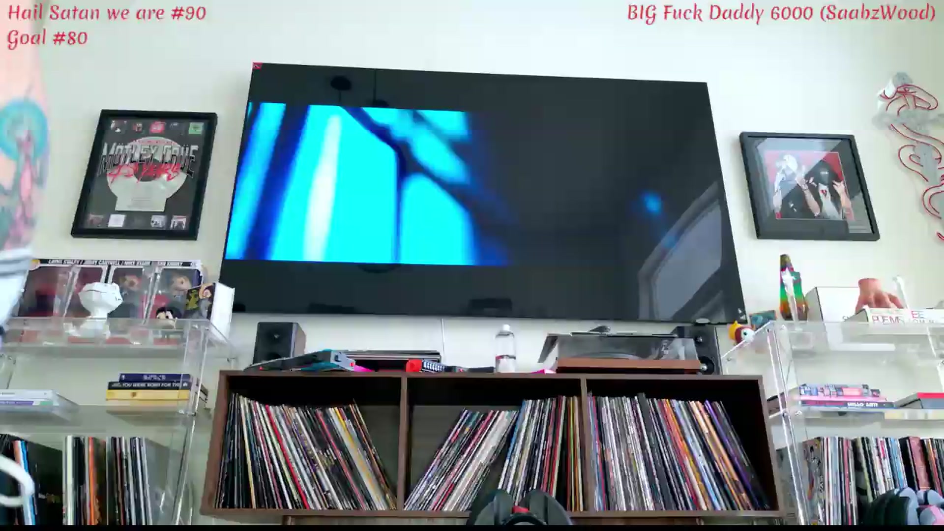 Gallery image thumbnail from KasaraWood's myfreecams stream on, 05/04/2026, 23:59 image 4 of 20