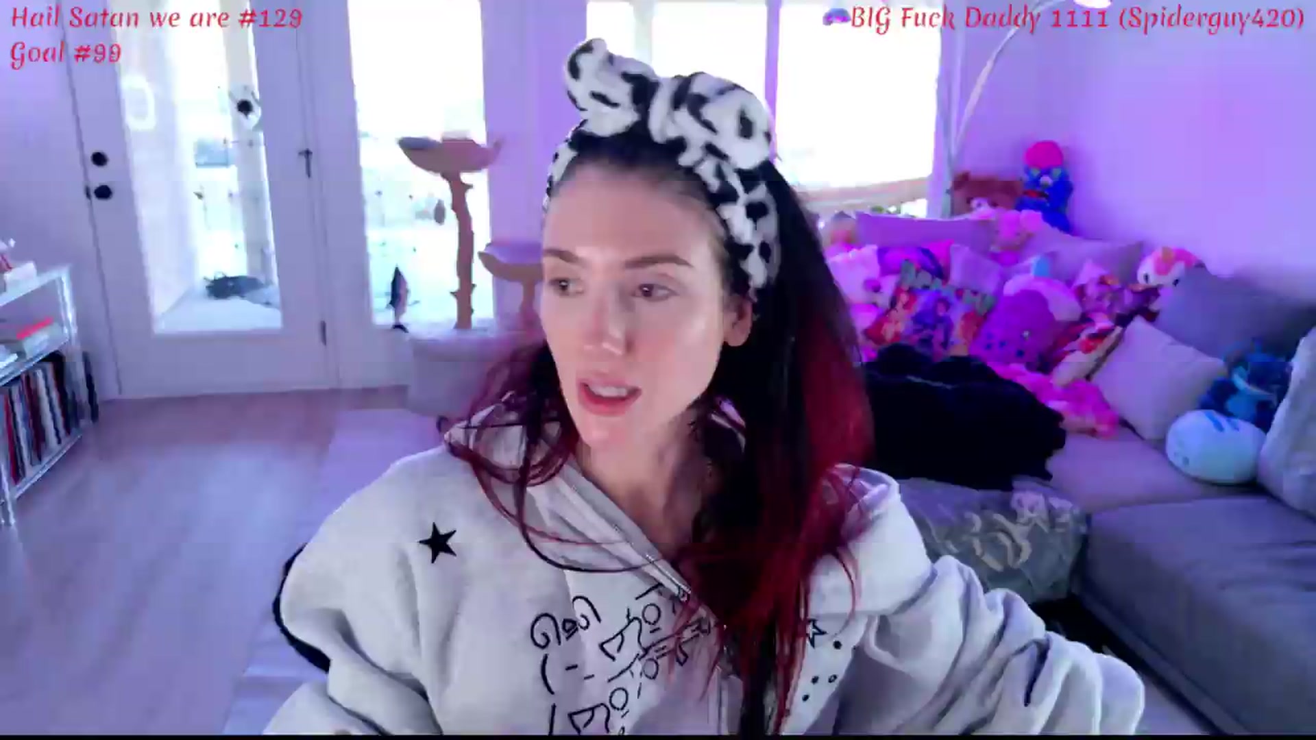 Gallery image thumbnail from KasaraWood's myfreecams stream on, 05/19/2026, 01:42 image 15 of 20