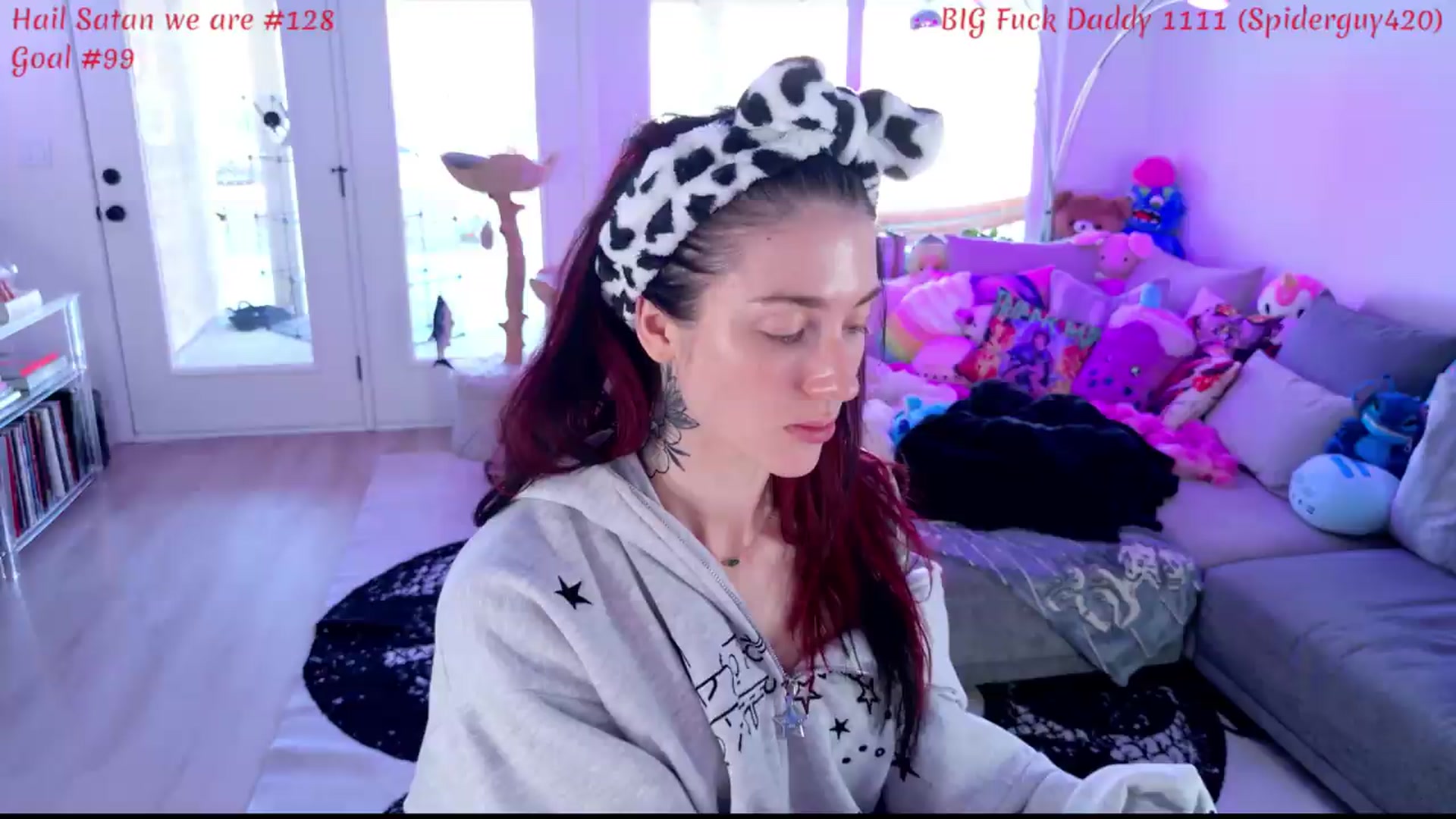 Gallery image thumbnail from KasaraWood's myfreecams stream on, 05/19/2026, 01:42 image 11 of 20