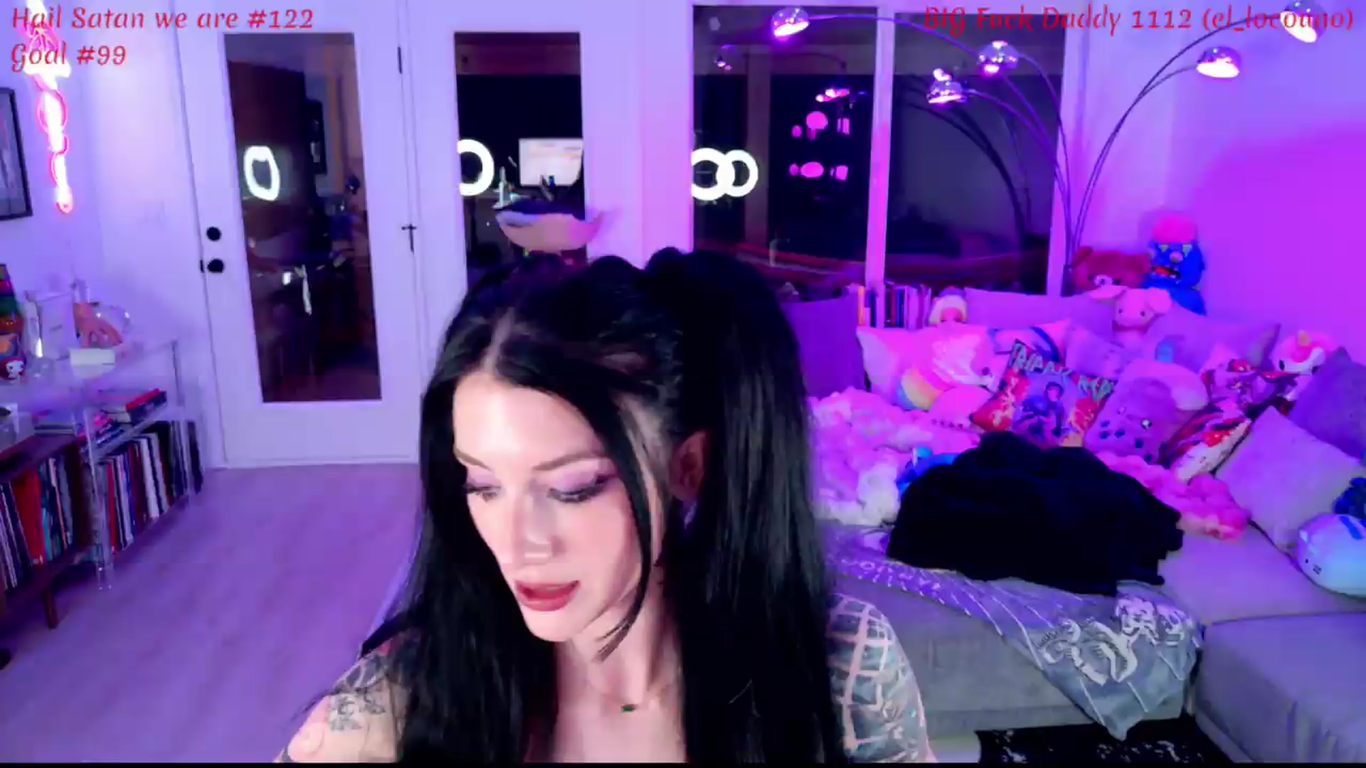 Gallery image thumbnail from KasaraWood's myfreecams stream on, 05/19/2026, 03:21 image 20 of 20