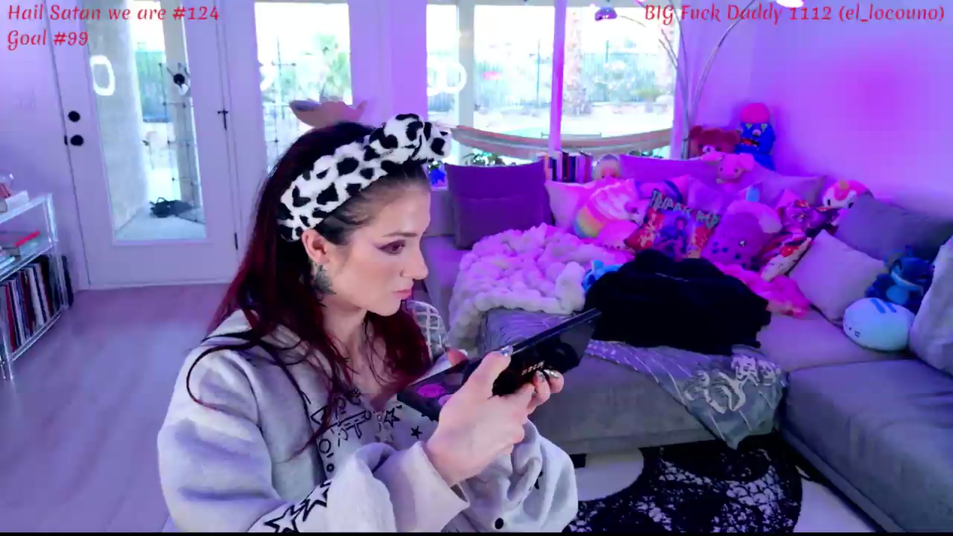 Gallery image thumbnail from KasaraWood's myfreecams stream on, 05/19/2026, 03:21 image 5 of 20