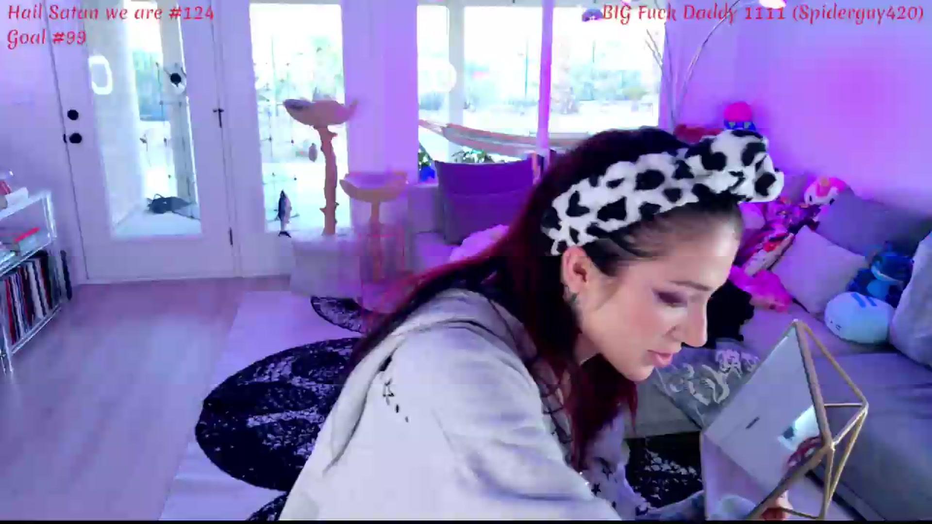 Gallery image thumbnail from KasaraWood's myfreecams stream on, 05/19/2026, 03:21 image 3 of 20