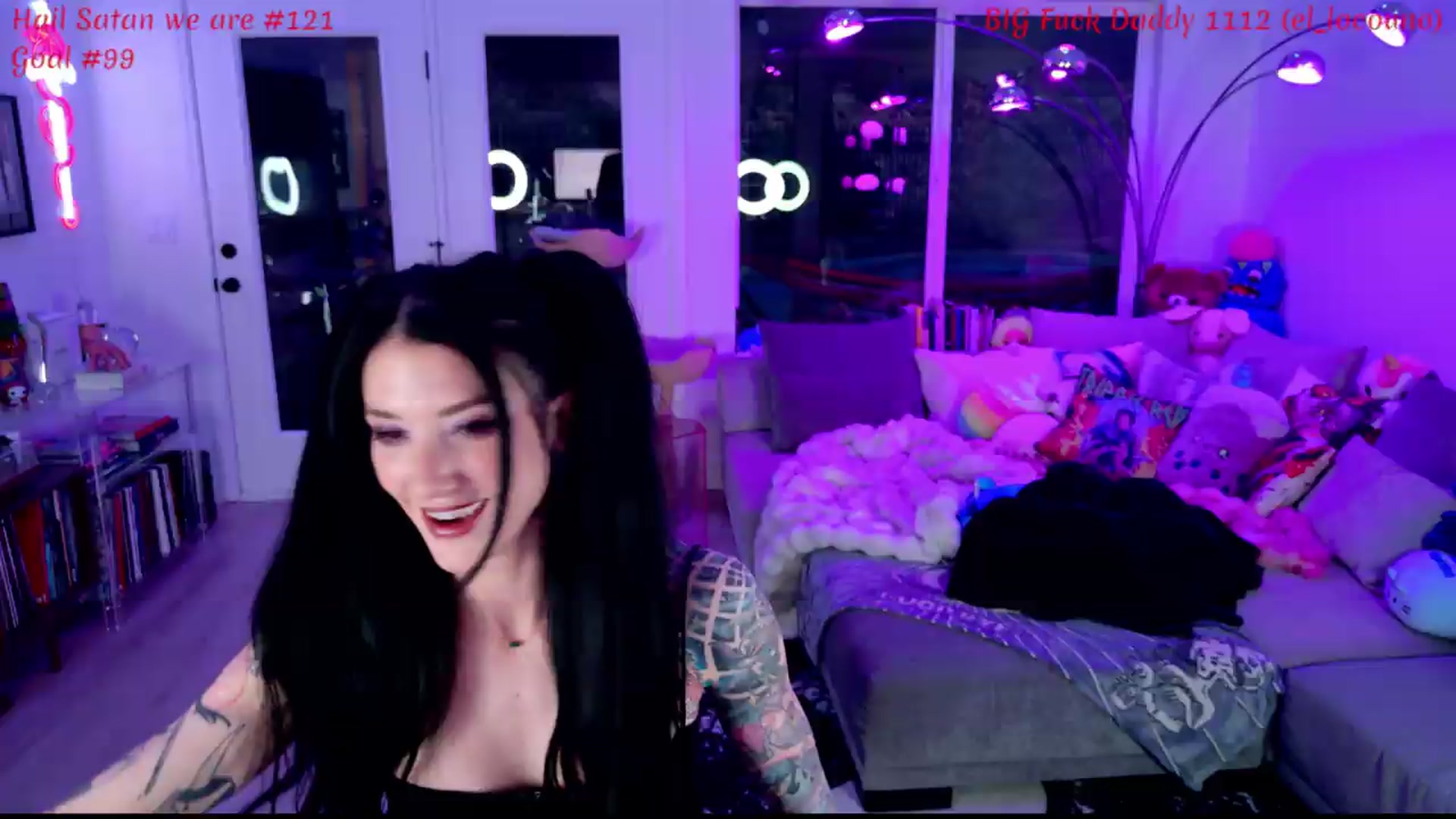 Gallery image thumbnail from KasaraWood's myfreecams stream on, 05/19/2026, 03:21 image 16 of 20