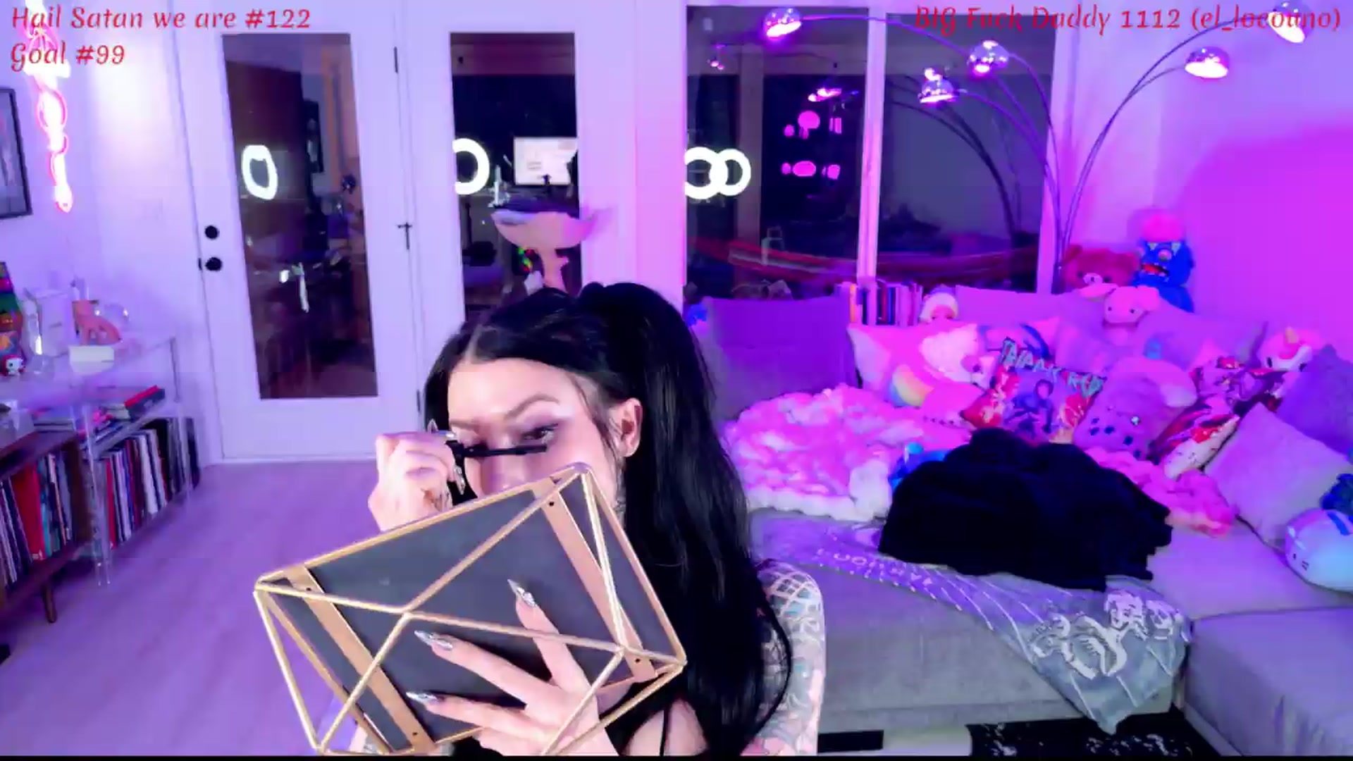 Gallery image thumbnail from KasaraWood's myfreecams stream on, 05/19/2026, 03:21 image 18 of 20