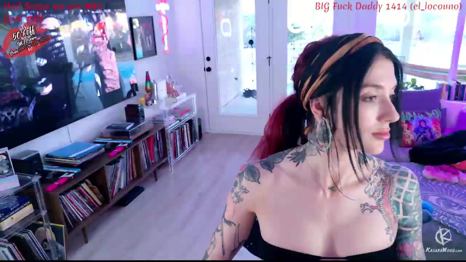 Gallery image thumbnail from KasaraWood's myfreecams stream on, 05/24/2026, 04:06 image 11 of 20