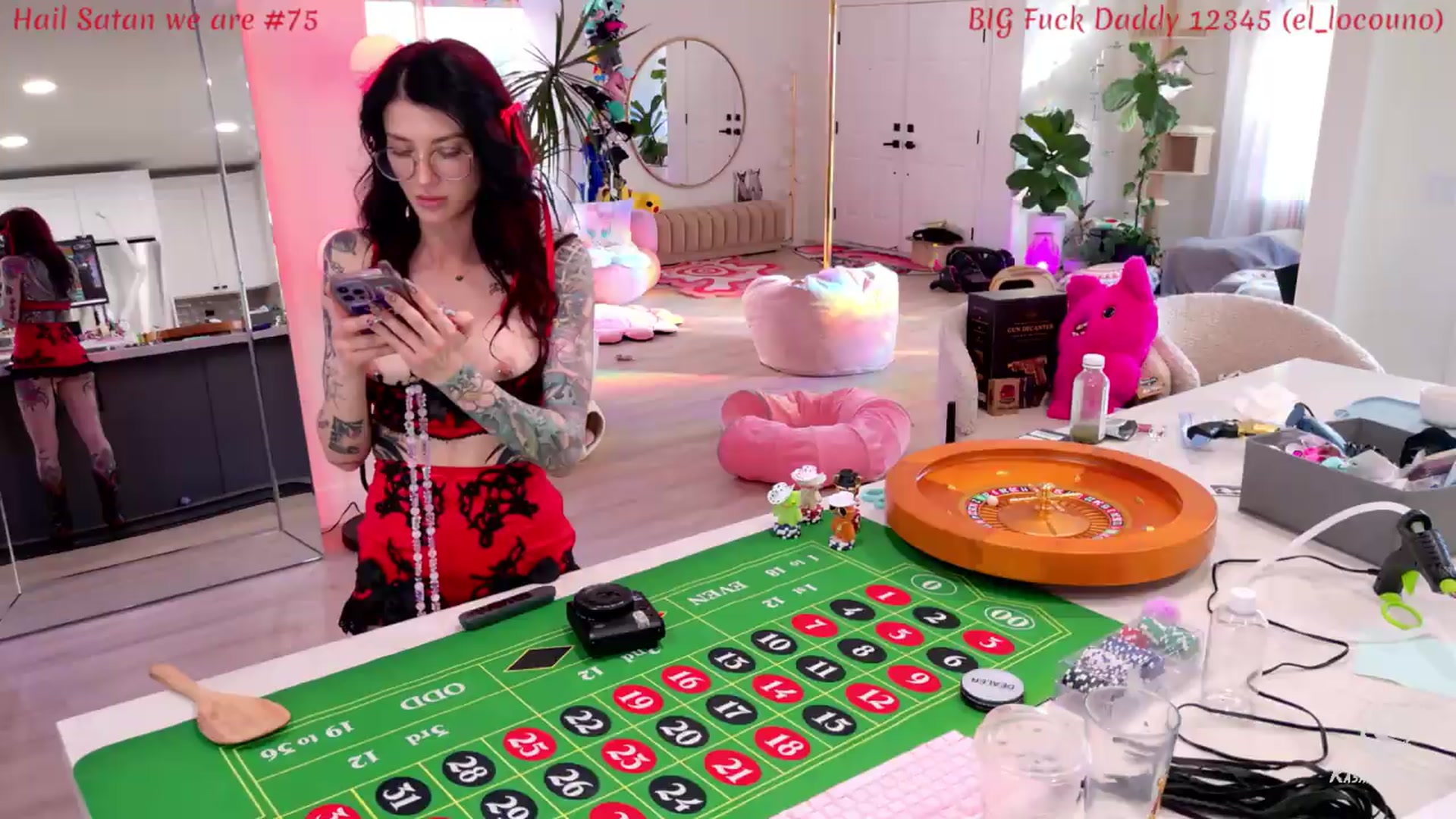 Gallery image thumbnail from KasaraWood's myfreecams stream on, 06/04/2026, 01:40 image 19 of 20