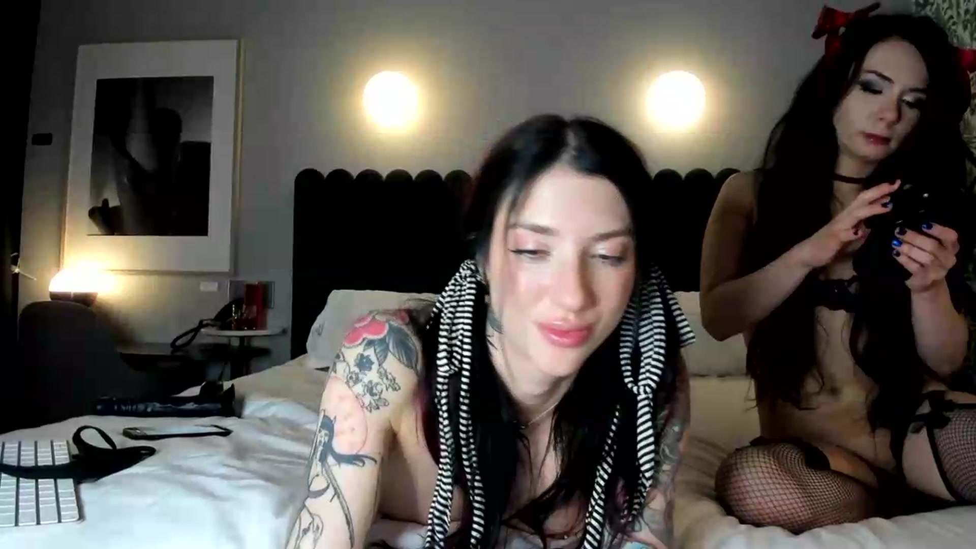 Gallery image thumbnail from KasaraWood's myfreecams stream on, 06/06/2026, 06:22 image 14 of 20