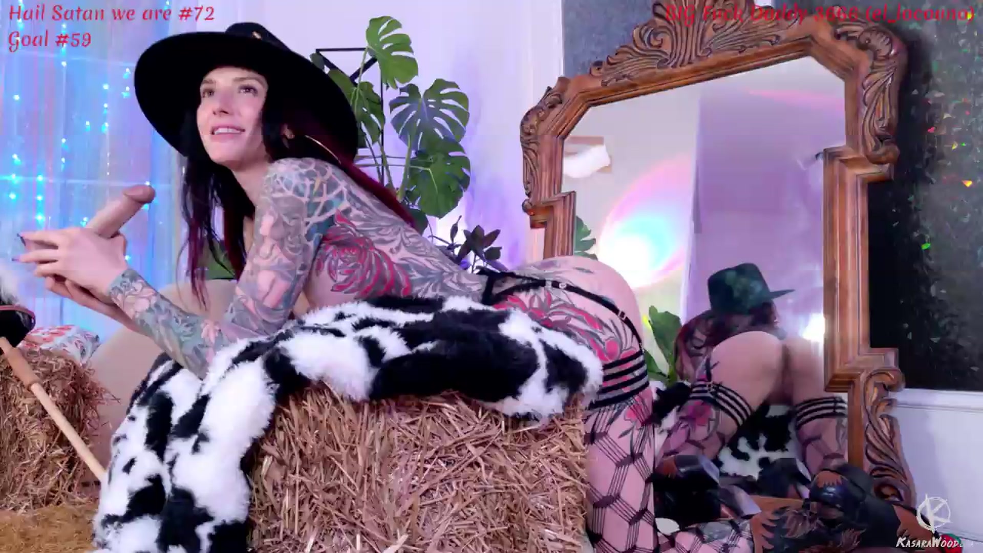 Gallery image thumbnail from KasaraWood's myfreecams stream on, 06/13/2026, 05:30 image 9 of 20