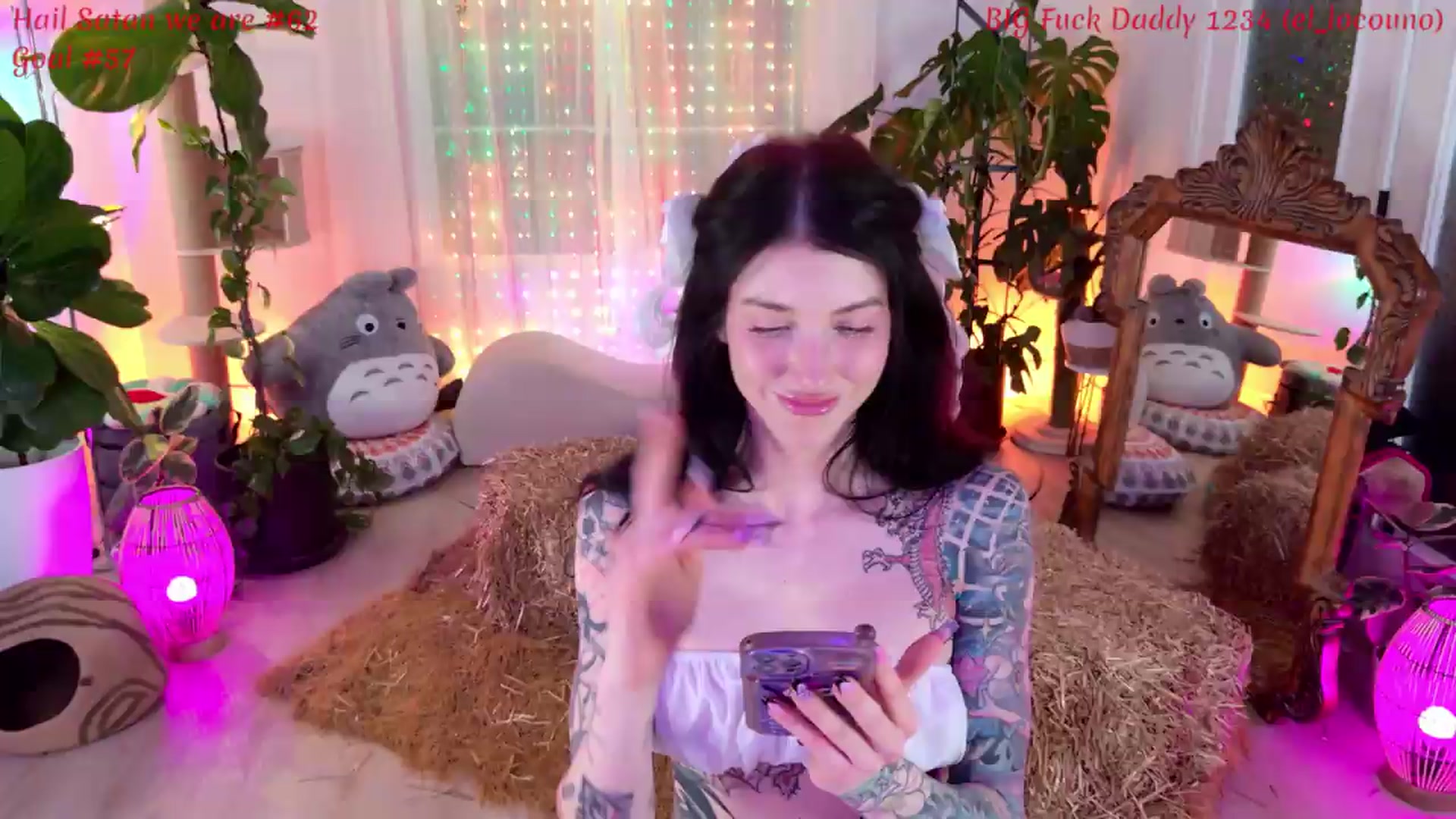 Gallery image thumbnail from KasaraWood's myfreecams stream on, 06/20/2026, 08:02 image 4 of 20