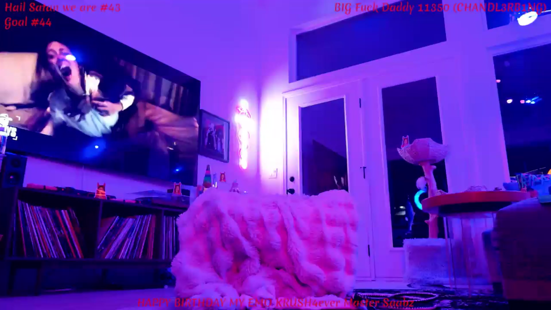 Gallery image thumbnail from KasaraWood's myfreecams stream on, 06/21/2026, 04:49 image 5 of 20
