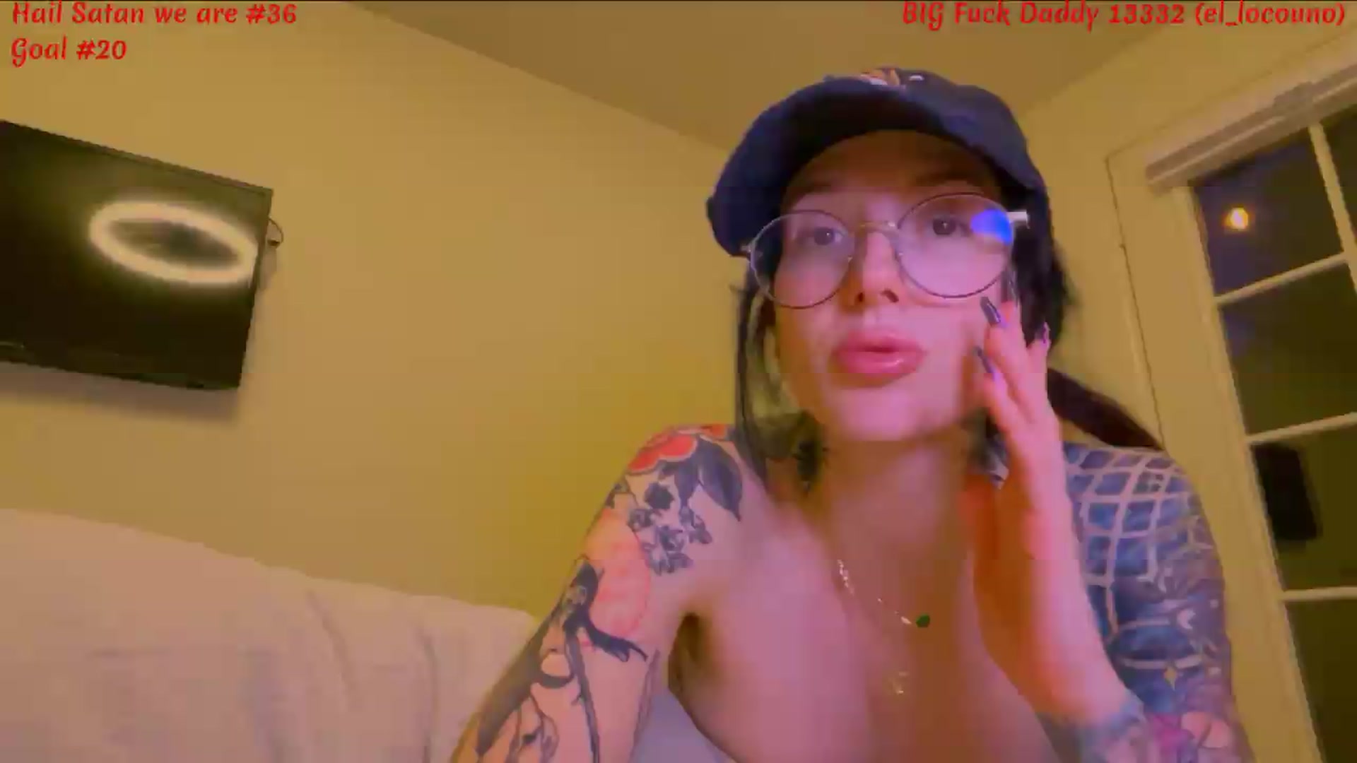 Gallery image thumbnail from KasaraWood's myfreecams stream on, 07/07/2026, 05:50 image 10 of 20