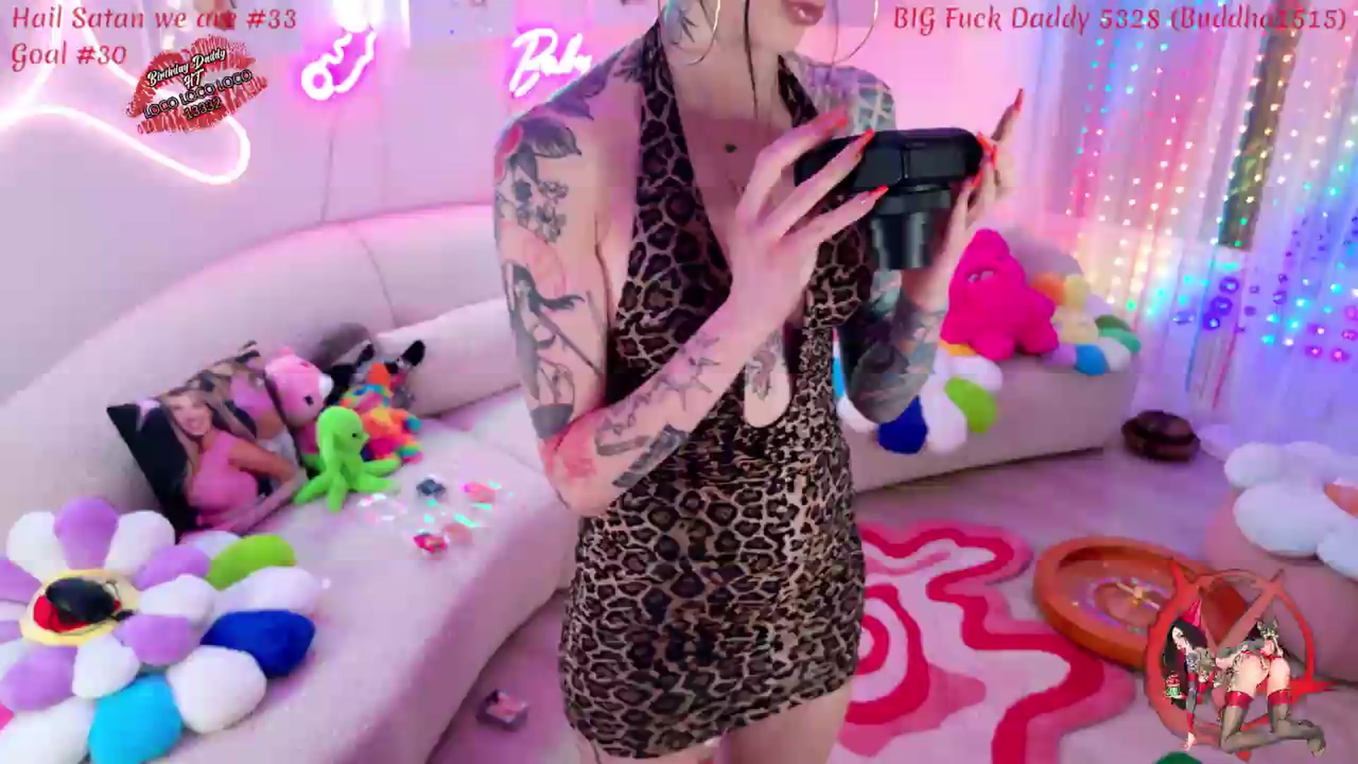 Gallery image thumbnail from KasaraWood's myfreecams stream on, 07/12/2026, 04:34 image 16 of 20