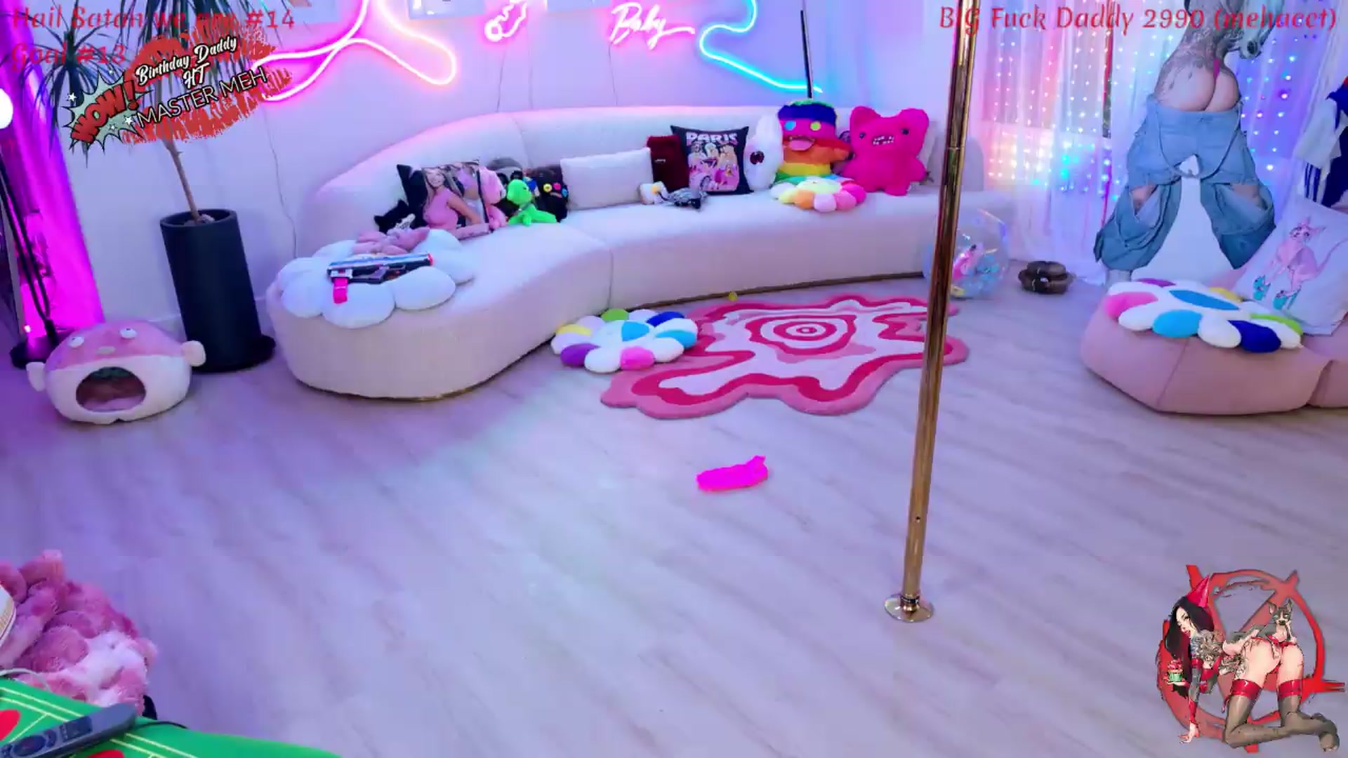 Gallery image thumbnail from KasaraWood's myfreecams stream on, 08/01/2026, 07:05 image 7 of 20