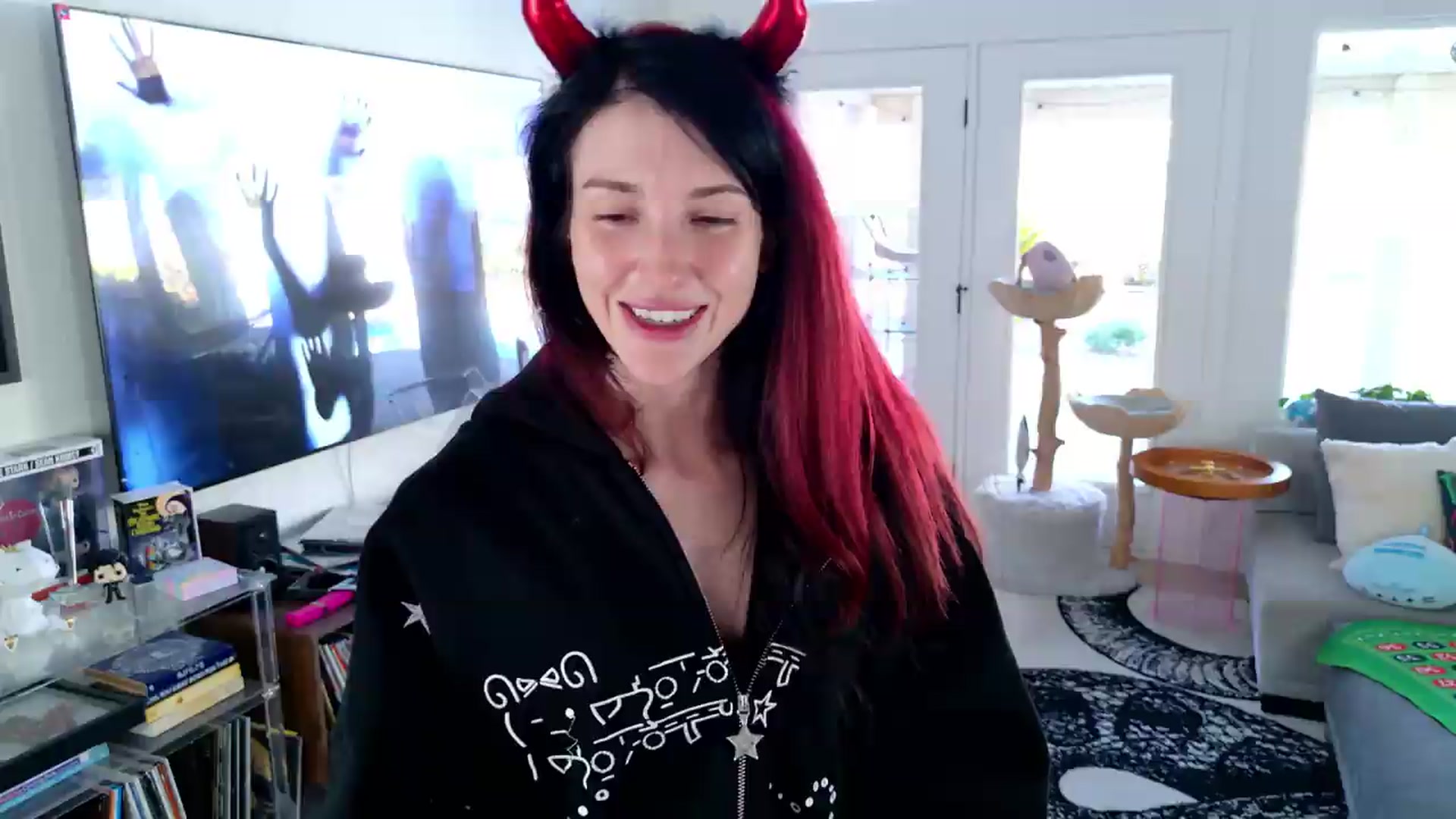Gallery image thumbnail from KasaraWood's myfreecams stream on, 08/02/2026, 02:07 image 13 of 20