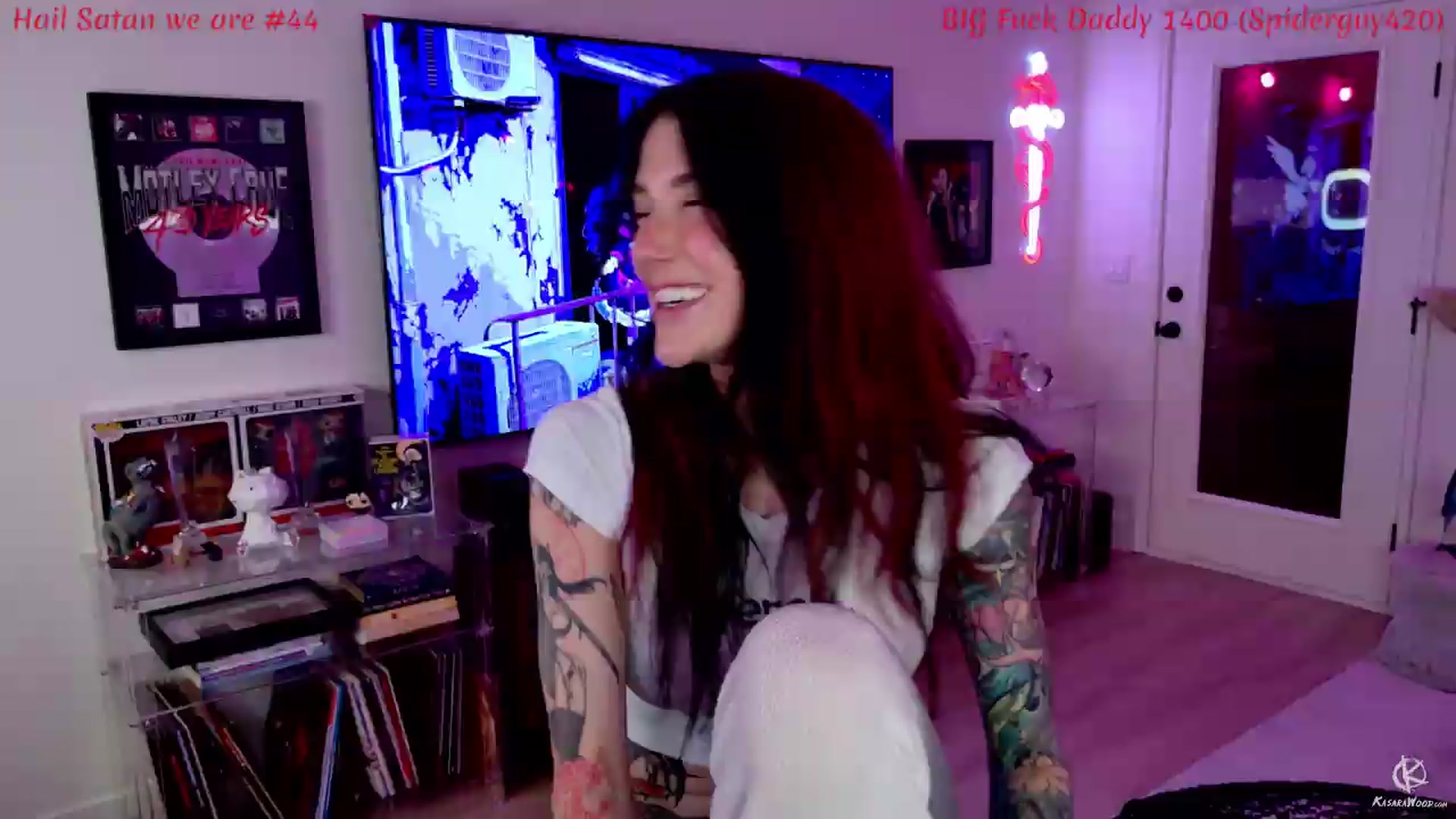 Gallery image thumbnail from KasaraWood's myfreecams stream on, 09/15/2026, 05:38 image 5 of 20