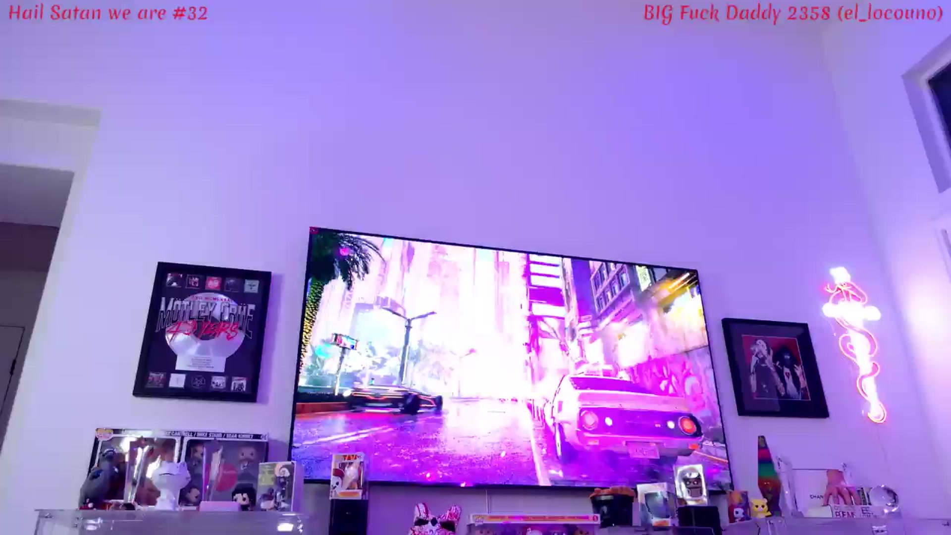 Gallery image thumbnail from KasaraWood's myfreecams stream on, 09/19/2026, 07:50 image 5 of 20