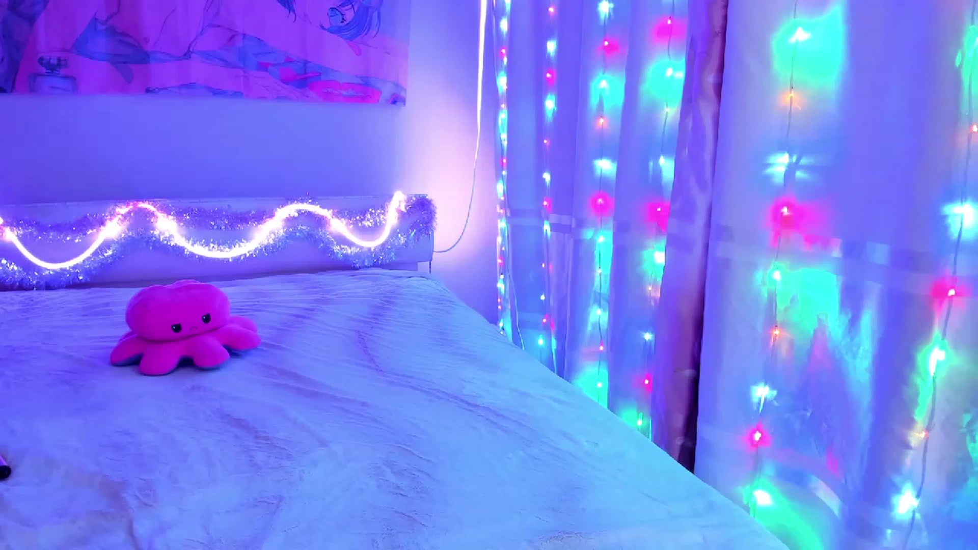 Gallery image thumbnail from Kasia_fate's myfreecams stream on, 12/25/2022, 15:13 image 19 of 20