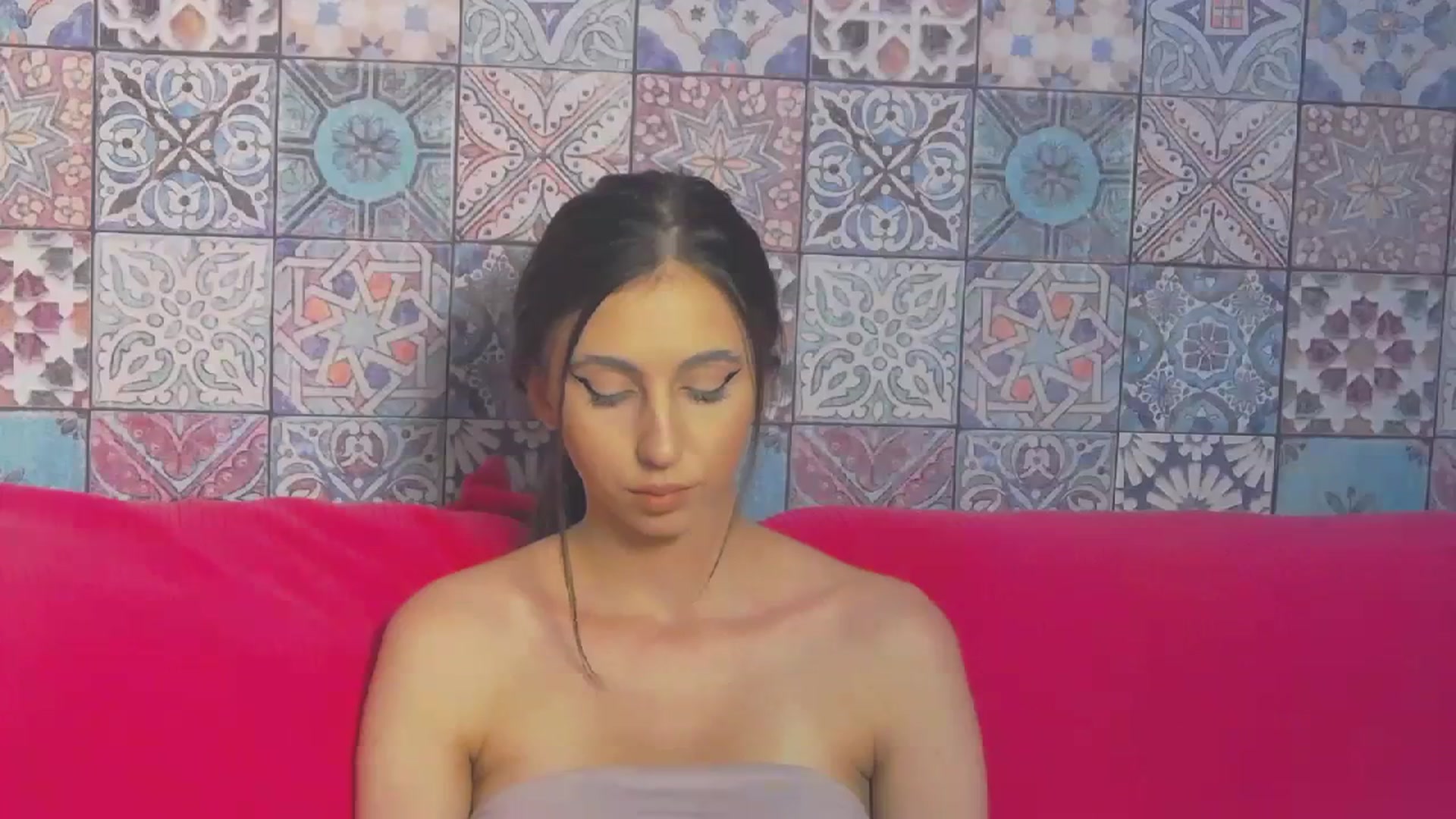 Gallery image thumbnail from KatArt's myfreecams stream on, 10/03/2023, 19:32 image 5 of 20