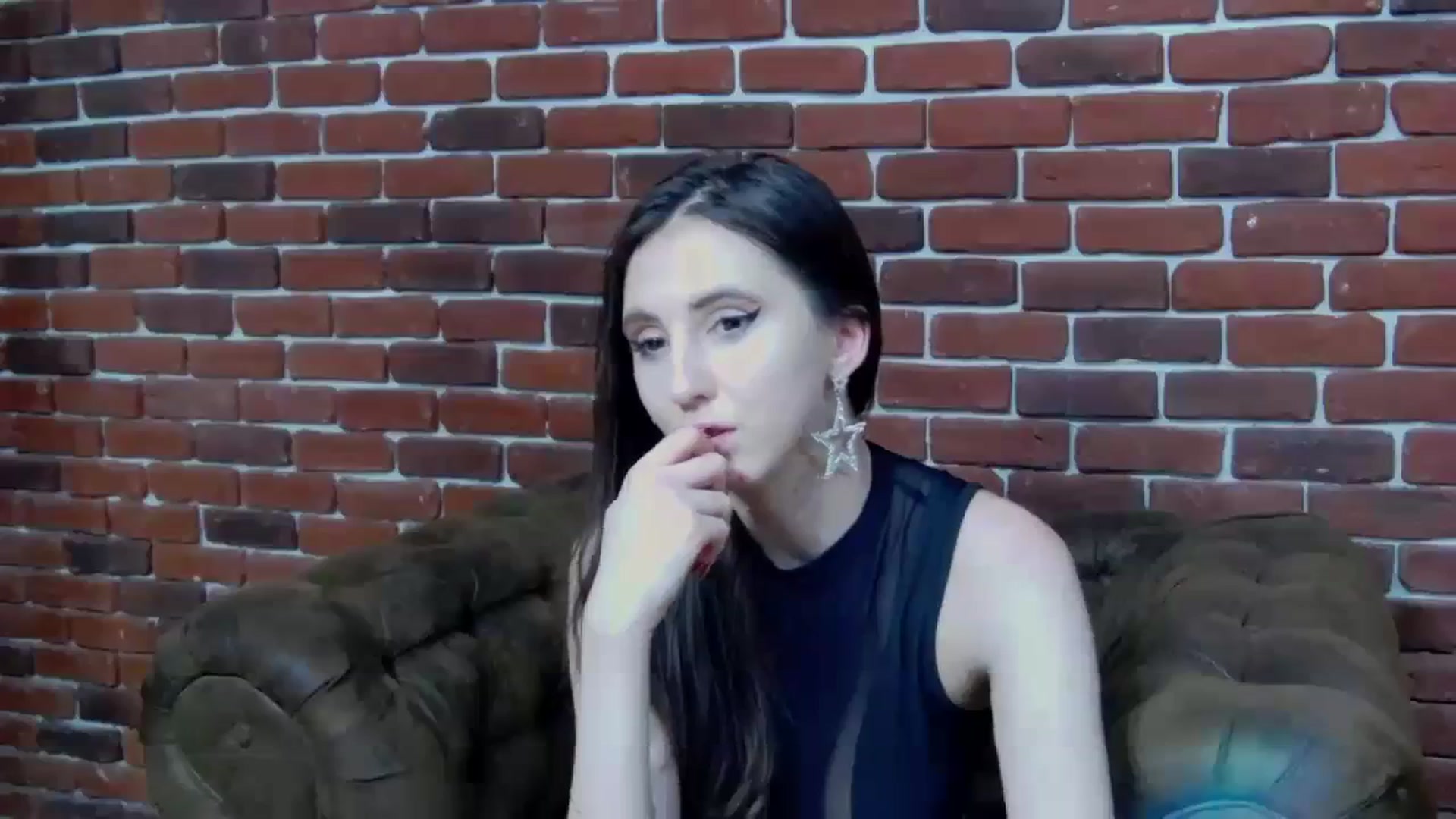 Gallery image thumbnail from KatArt's myfreecams stream on, 12/02/2023, 18:01 image 19 of 20
