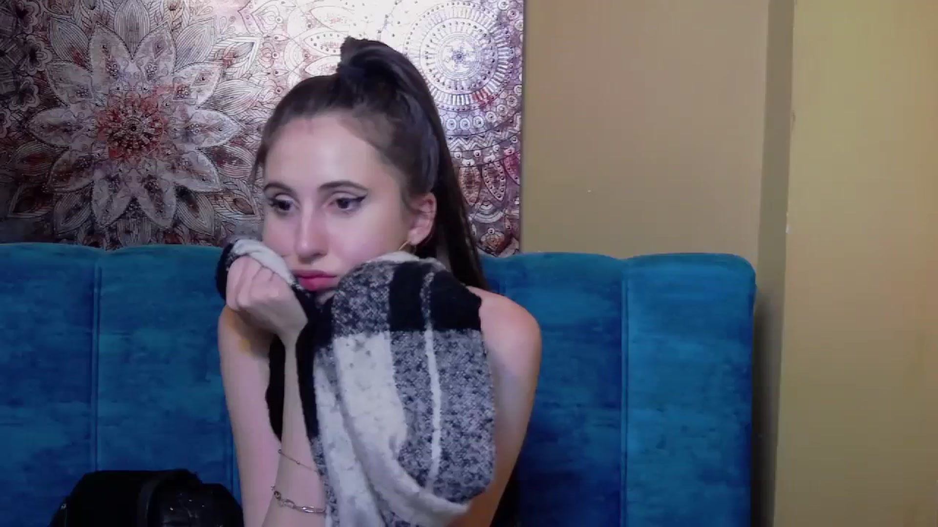 Gallery image thumbnail from KatArt's myfreecams stream on, 12/18/2023, 20:55 image 11 of 20