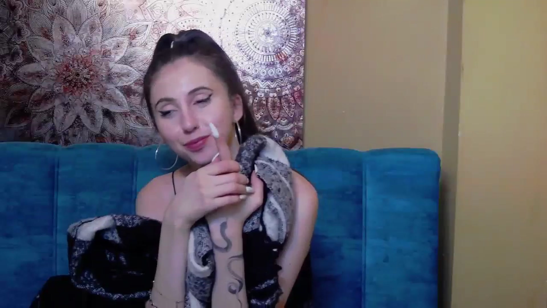 Gallery image thumbnail from KatArt's myfreecams stream on, 12/18/2023, 20:55 image 12 of 20