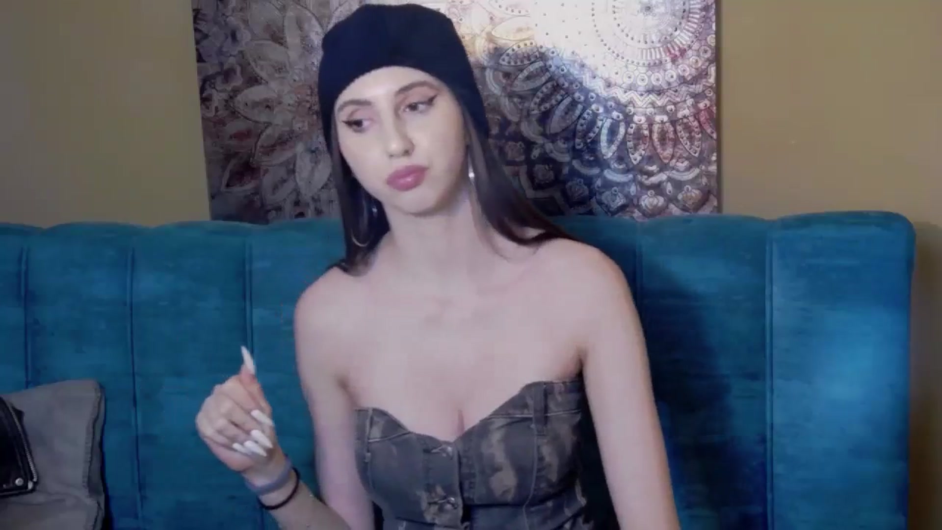 Gallery image thumbnail from KatArt's myfreecams stream on, 12/26/2023, 19:34 image 4 of 20