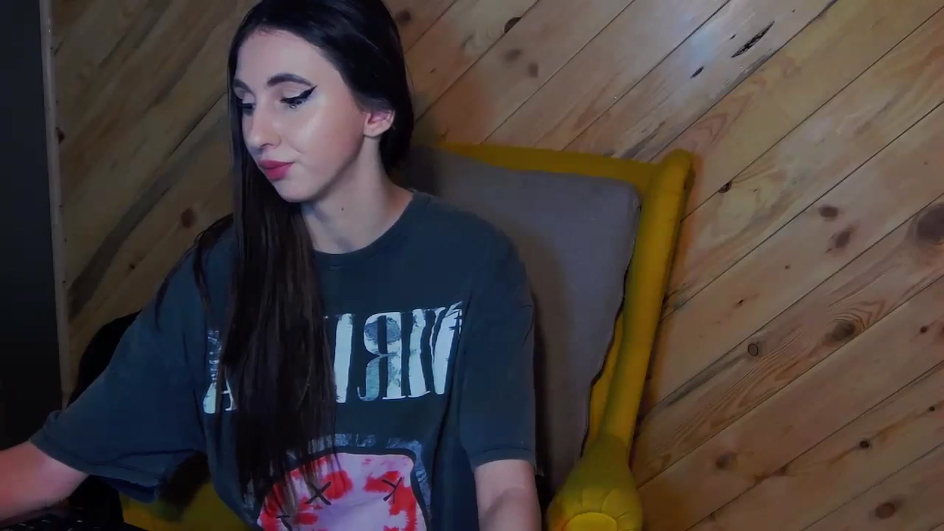 Gallery image thumbnail from KatArt's myfreecams stream on, 01/10/2024, 18:02 image 9 of 20