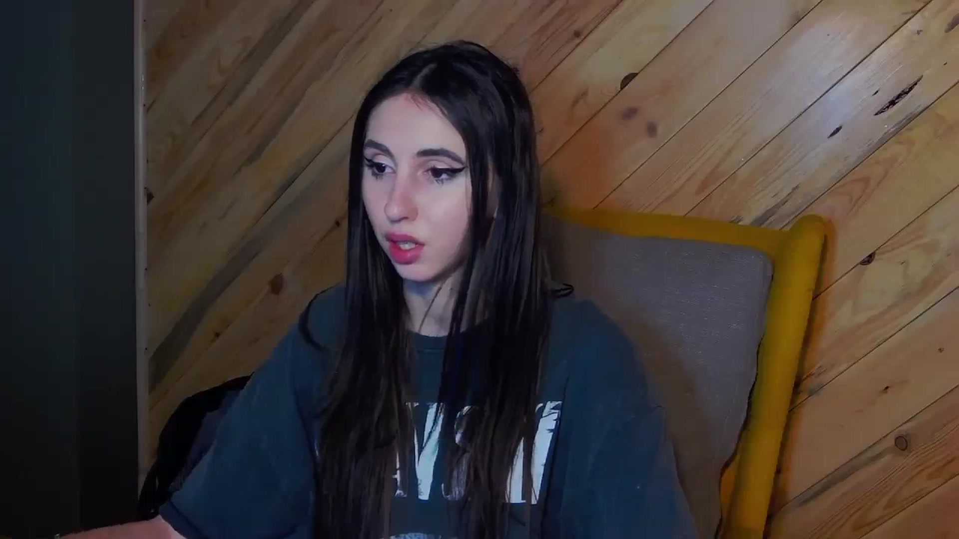 Gallery image thumbnail from KatArt's myfreecams stream on, 01/10/2024, 20:39 image 16 of 20
