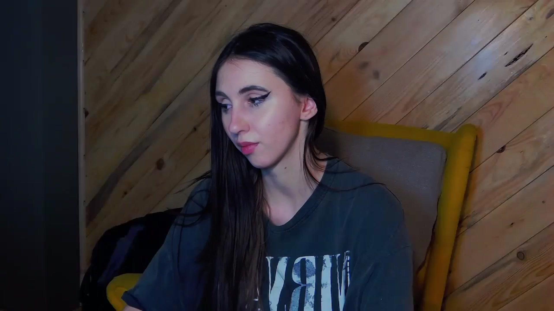 Gallery image thumbnail from KatArt's myfreecams stream on, 01/10/2024, 20:39 image 12 of 20